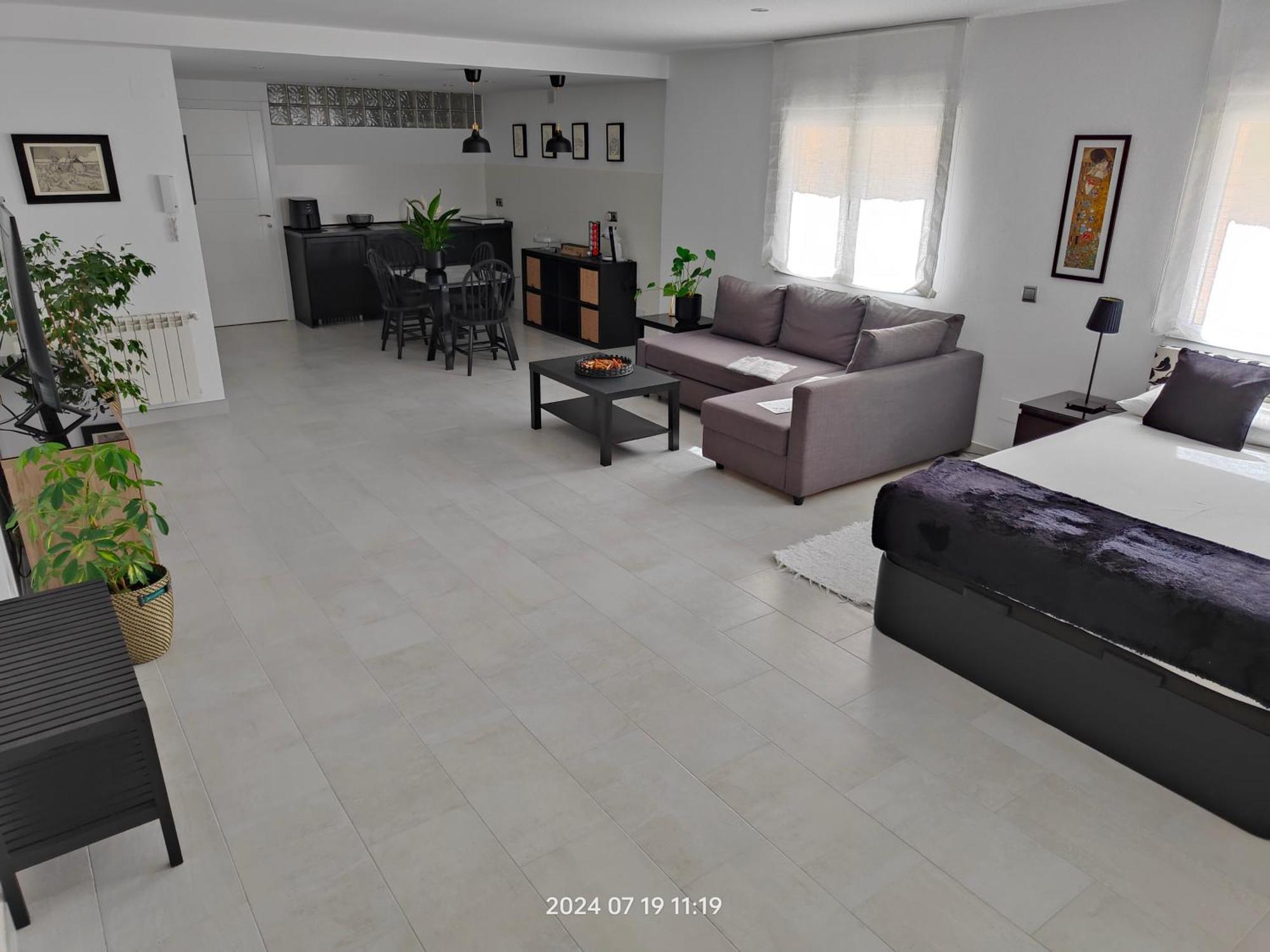 Chalet Loft Abantos - 120m2 Más Terraza Y Jardín Independiente