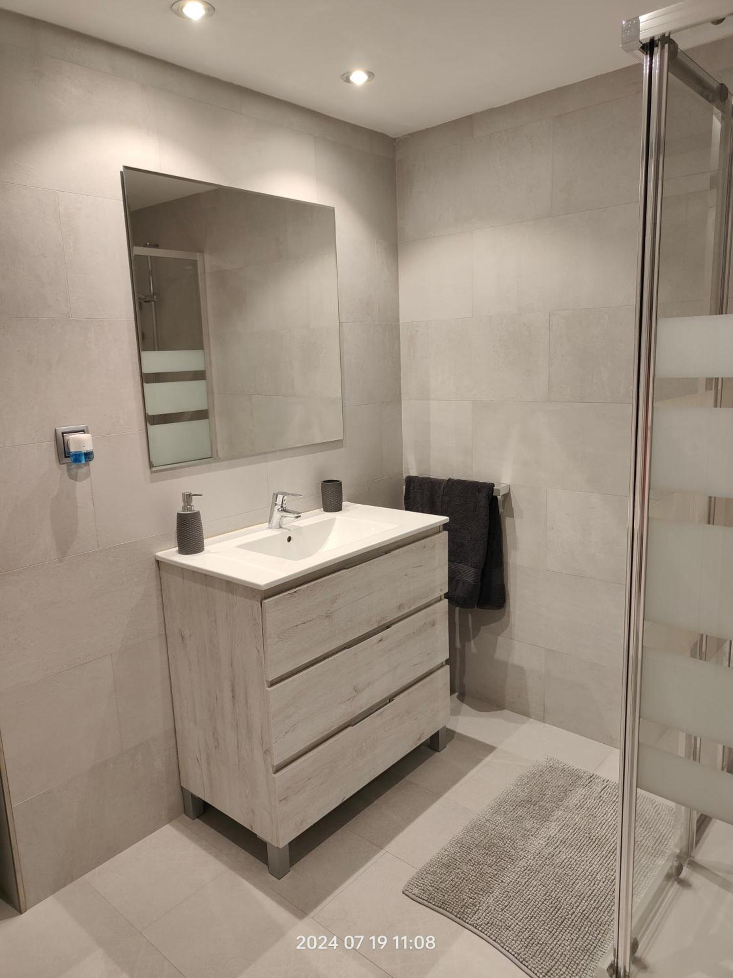 Loft Abantos - 120m2 Mas Terraza Y Jardin Independiente Apartment