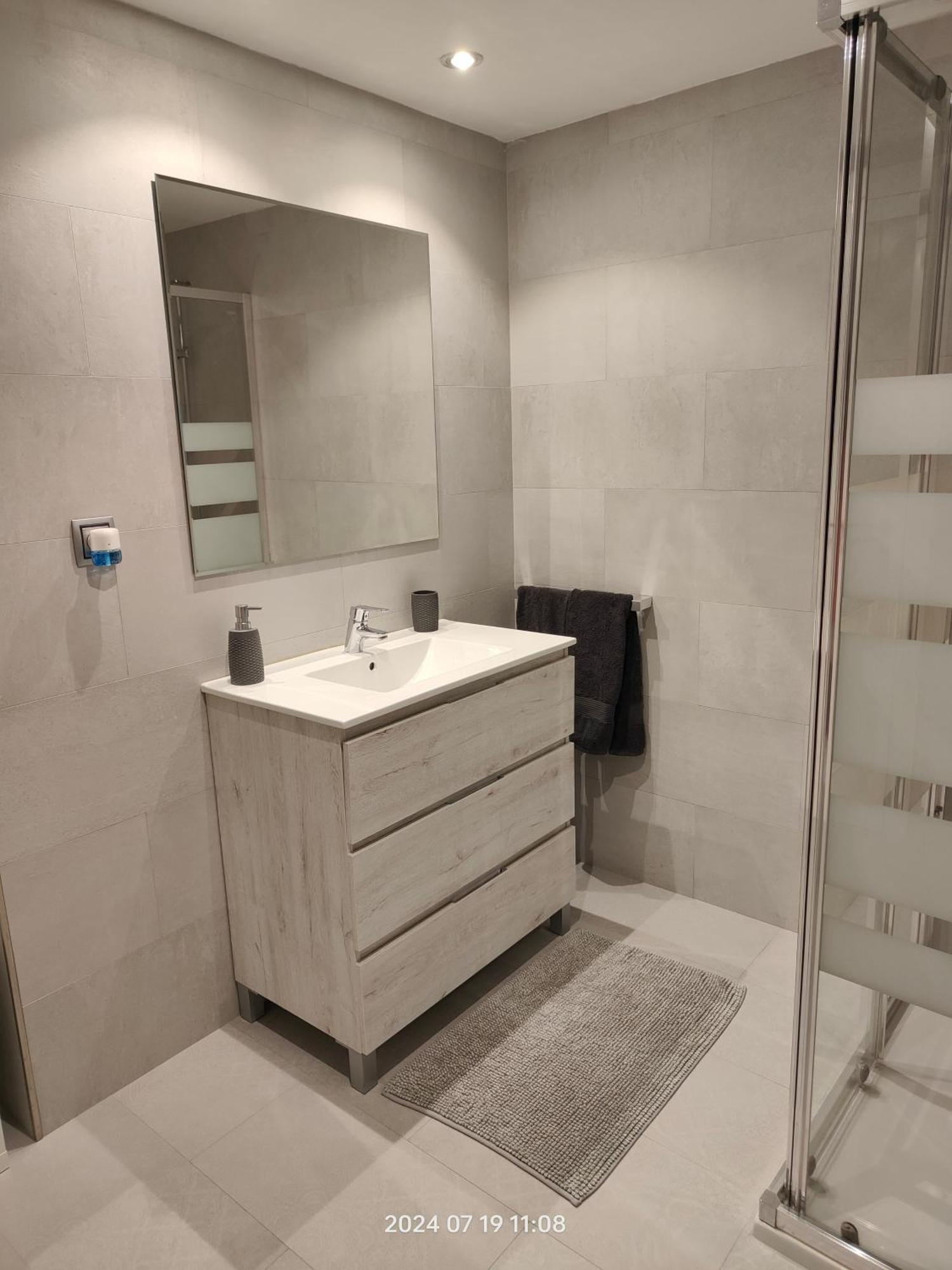 Apartment Loft Abantos - 120m2 Mas Terraza Y Jardin Independiente