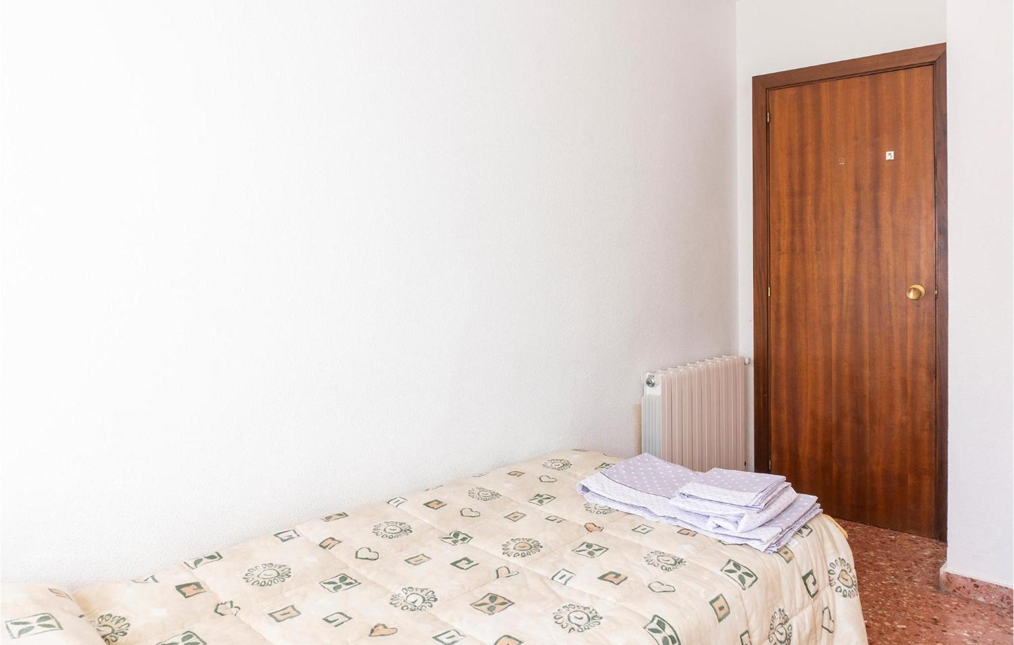Awesome In With Wifi&3 Bedrooms Apartamento