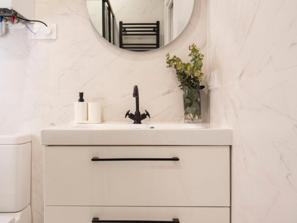 Apartamento Elegante En El Centro. Nuevo!