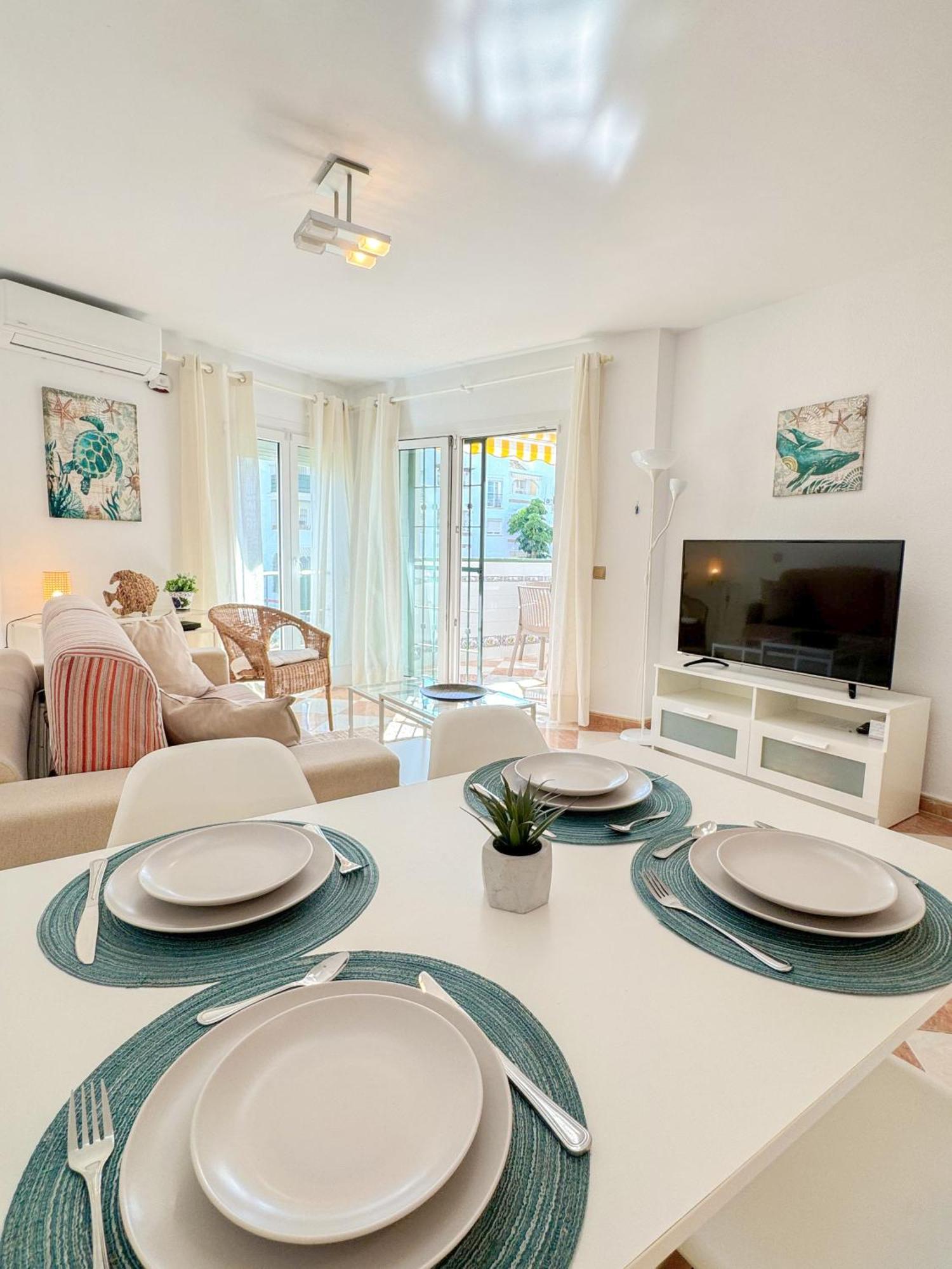 Wonderful Pool & Apartment Benalmadena