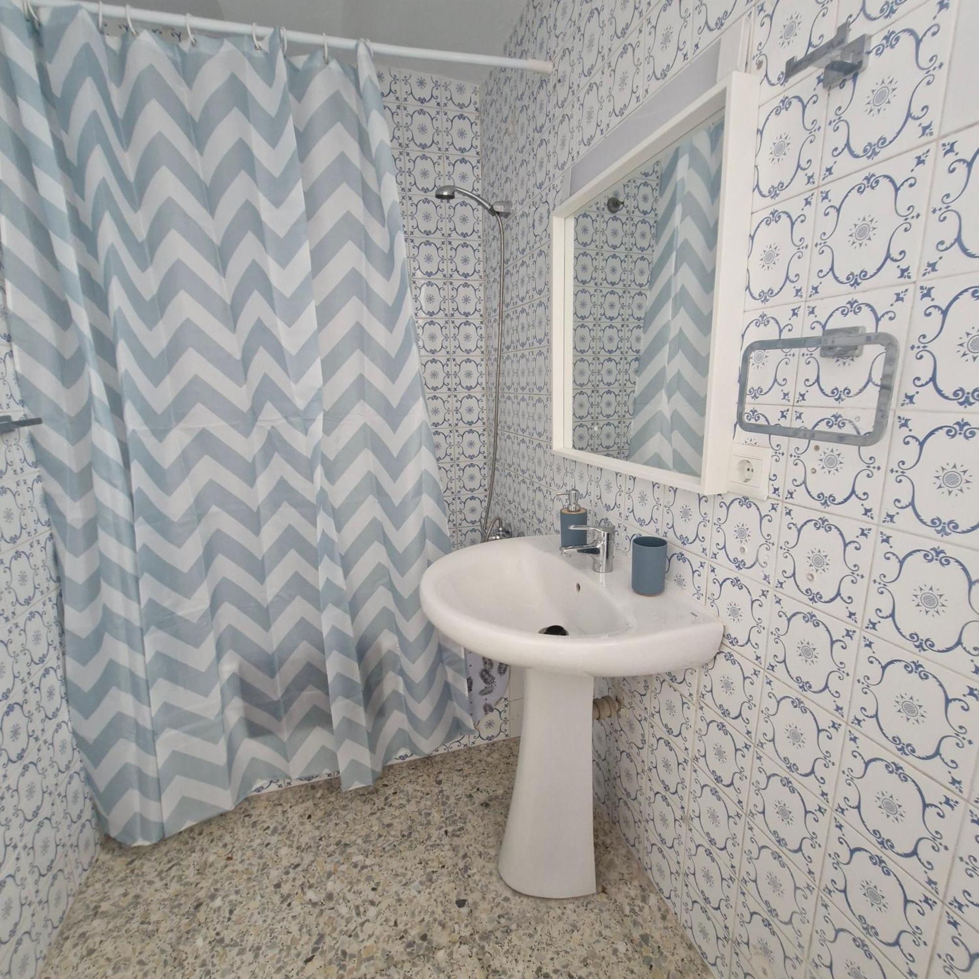 2 Apartment *