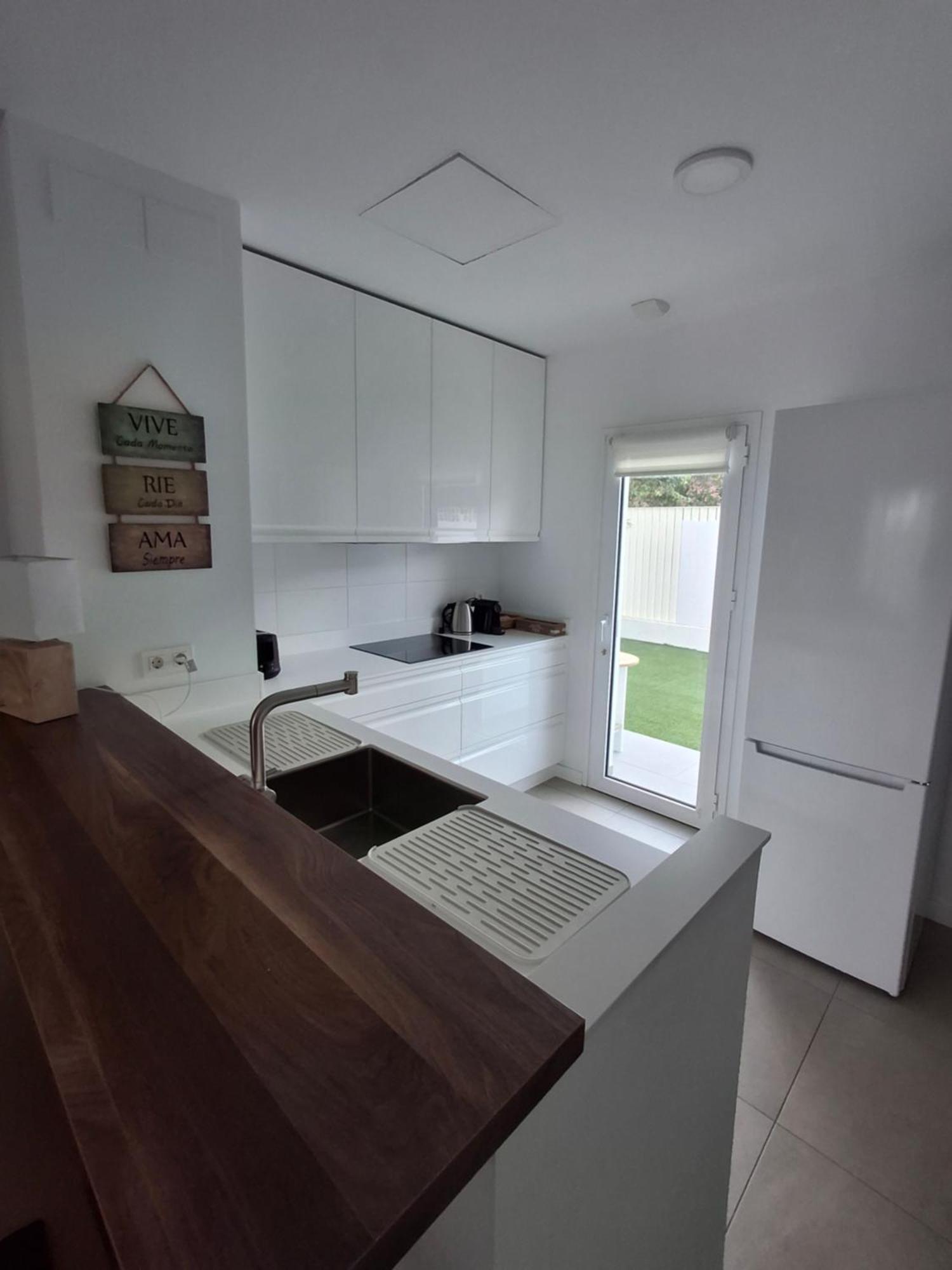 Apartamento Simon, Piso Nuevo Con Piscina 2023