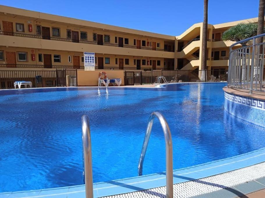 Apartamento Cozy 2-bed & Sofa-bed In Cristianos