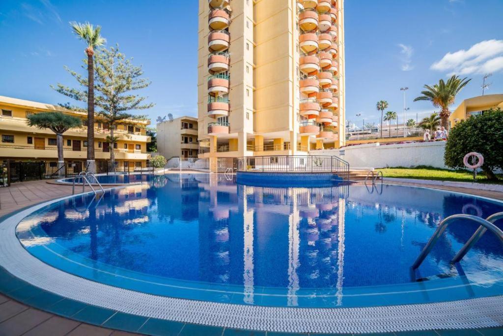 Cozy 2-bed & Sofa-bed In Cristianos Apartamento *