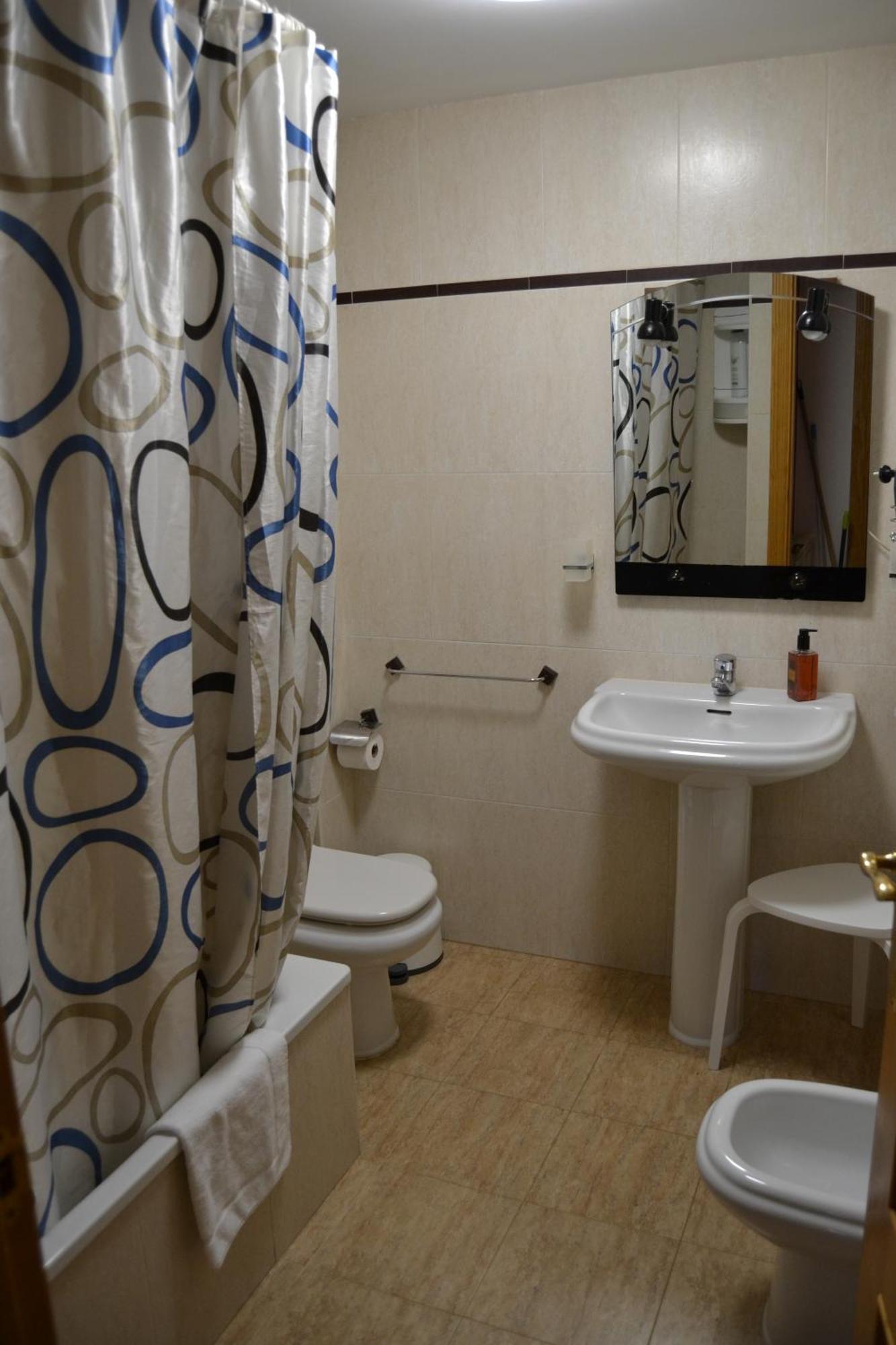 Cochata, Practico Y Centrico - Arafita Apartamento