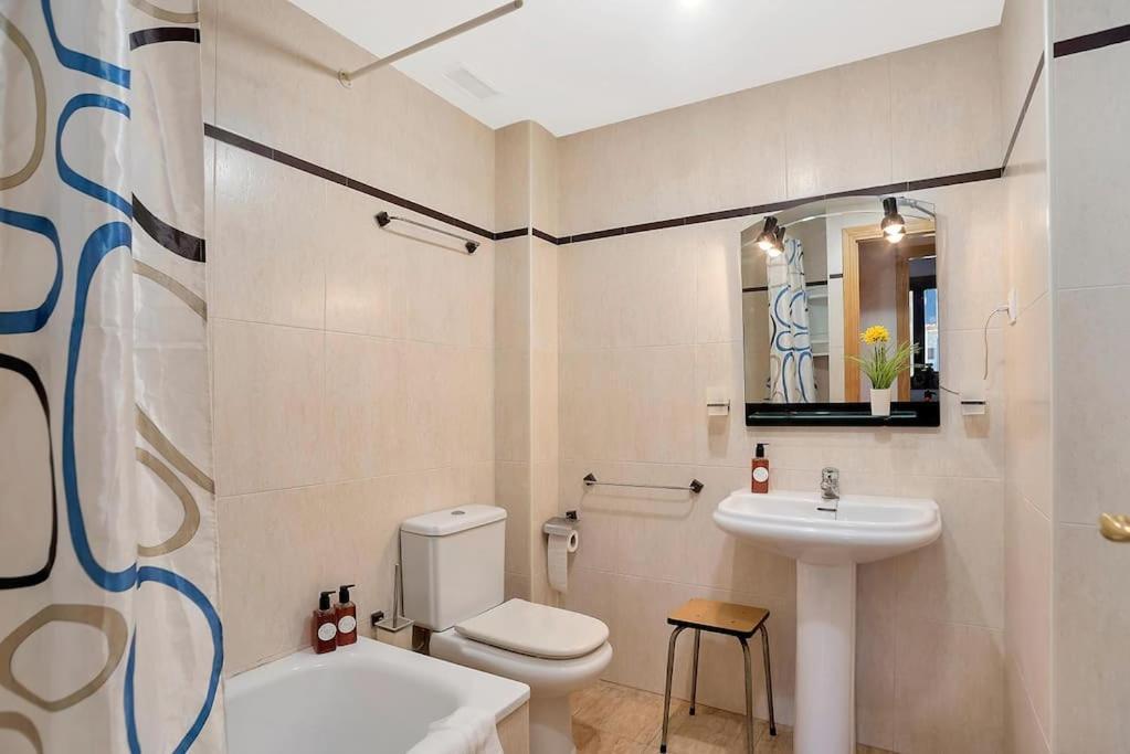 Cochata, Practico Y Centrico - Arafita Apartamento