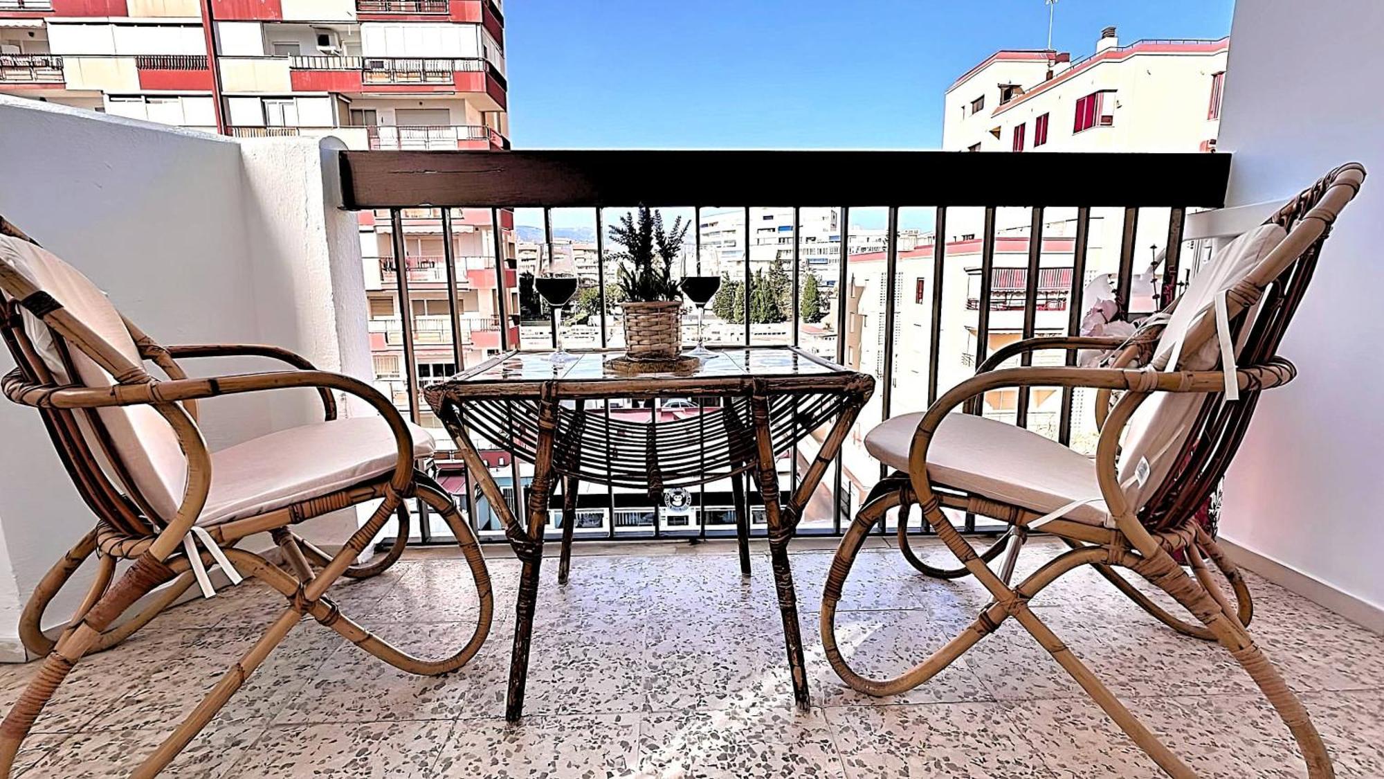 Sweet Olive Con Terraza A Pie De Playa