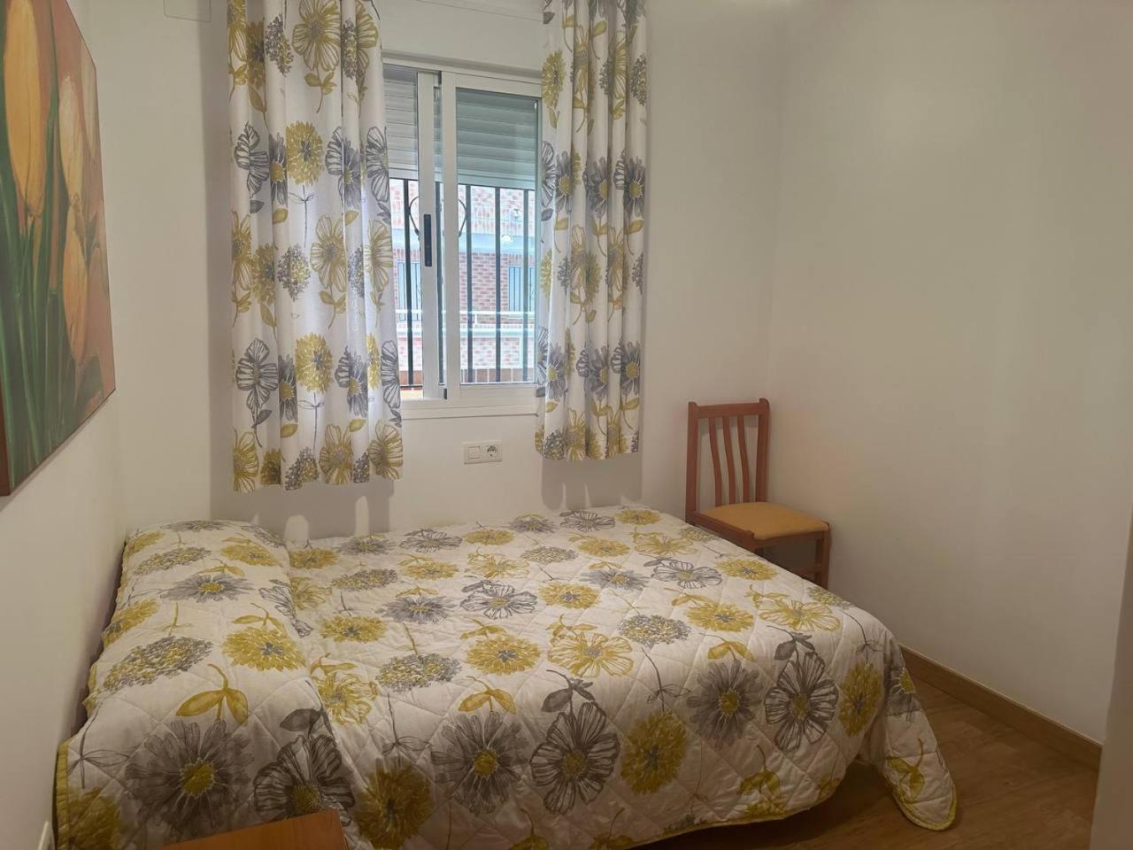 Apartamento De 3 Dormitorios, Costa Marfil - Magic World *