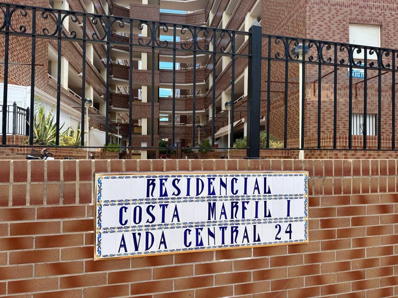 Apartamento De 3 Dormitorios, Costa Marfil - Magic World *