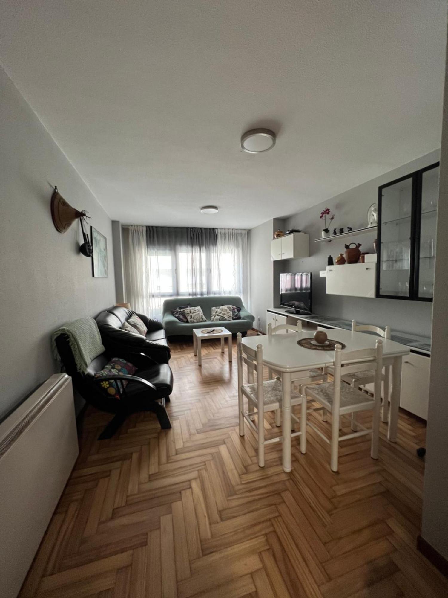 La De Mondi Apartment