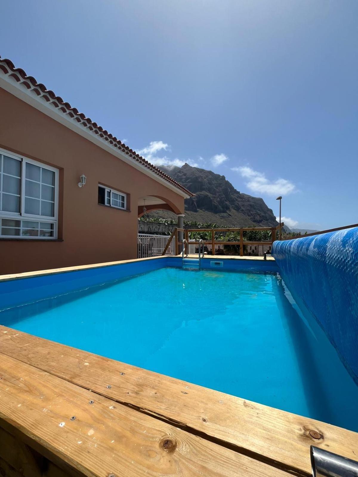 Chalet Piscina Privada Max 26º Jardin, Tranquilidad Caleta de Interián