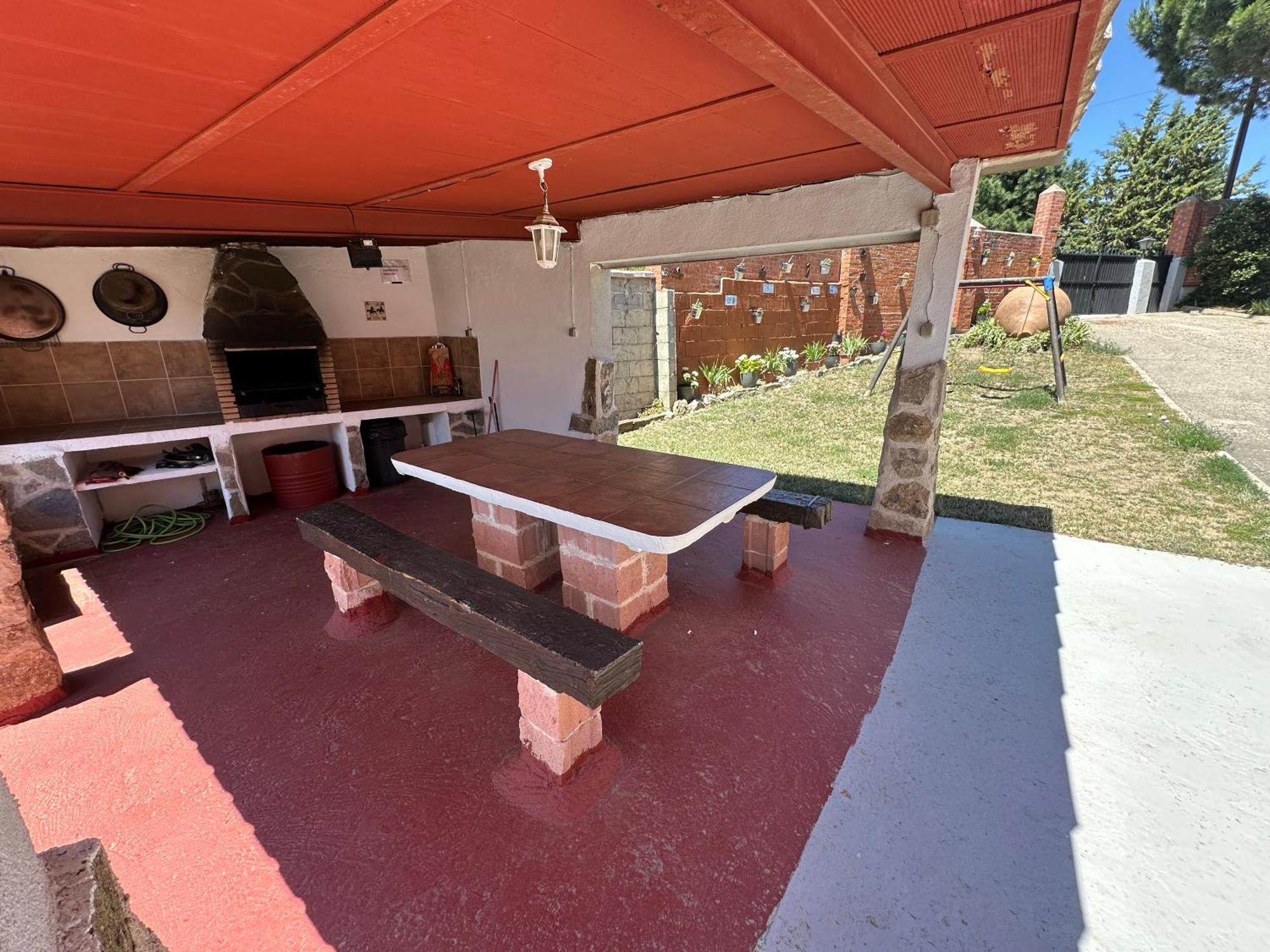 Сasa de vacaciones La Picotilla , Antes Lentini Martiherrero