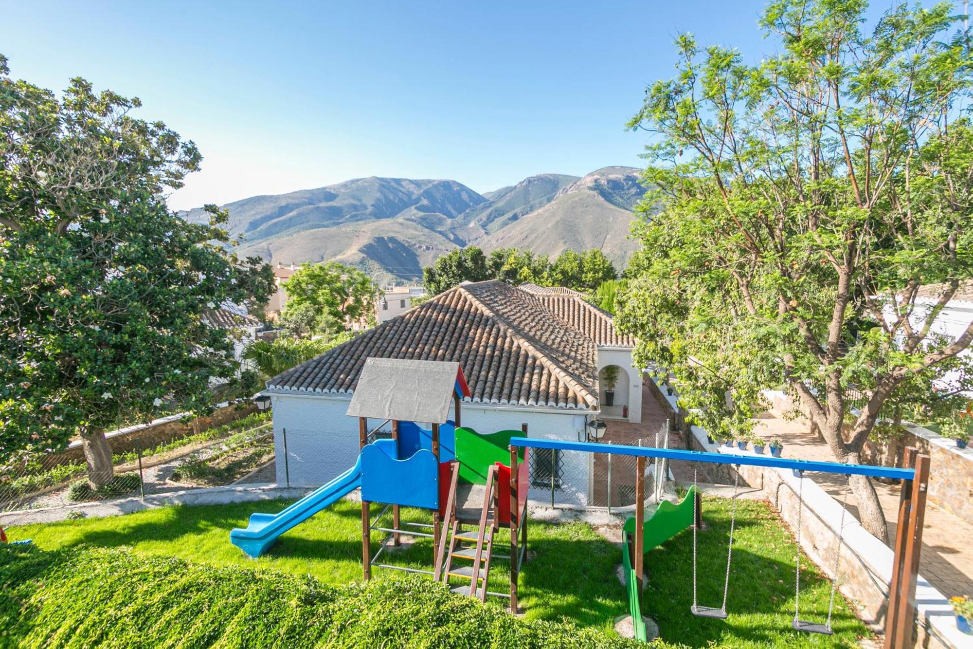 Embrujo Andaluz Complejo Rural Orgiva