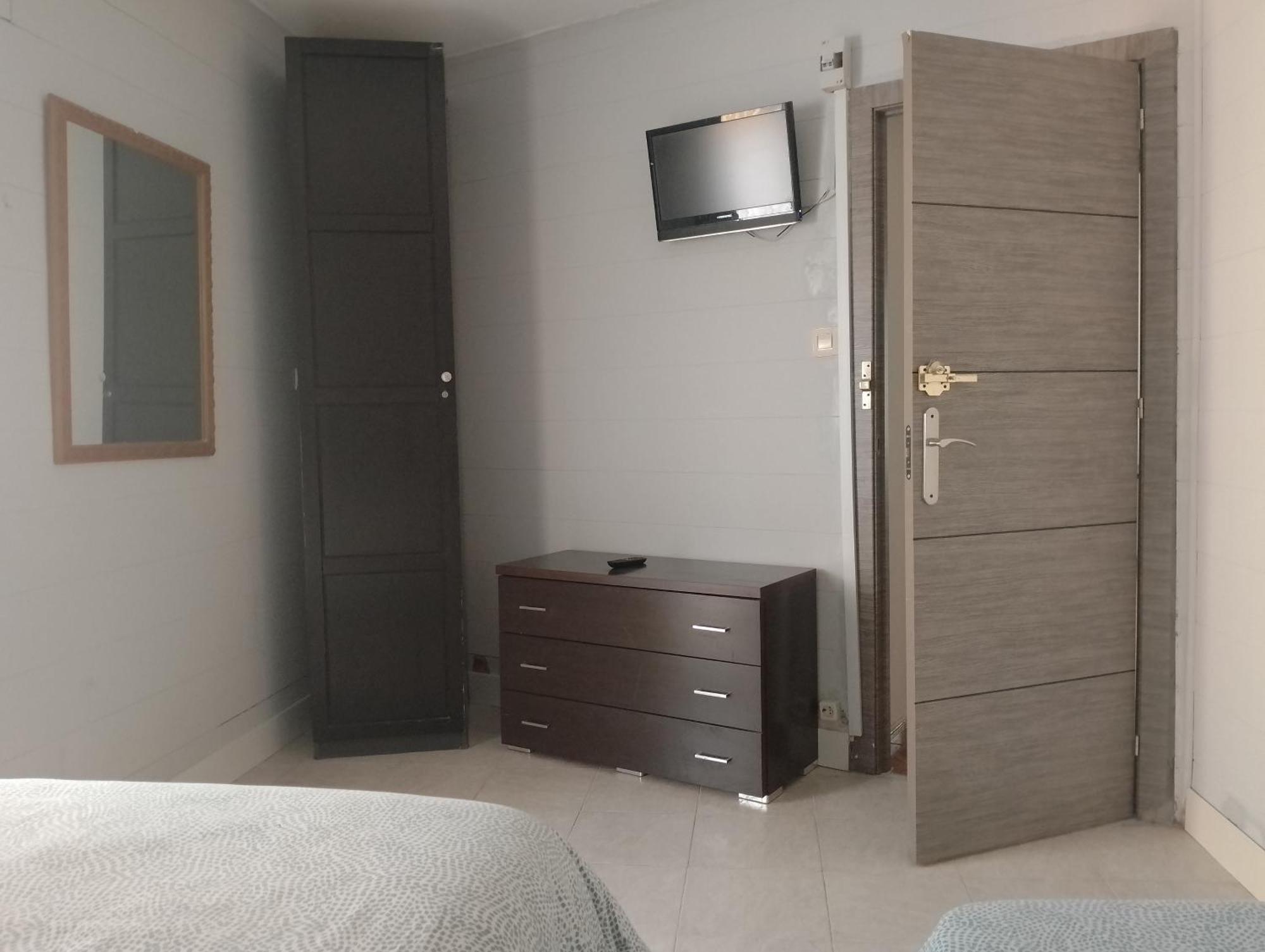Pension El Alamo *