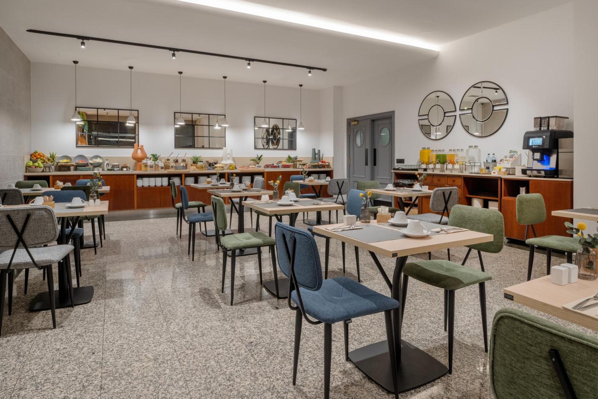 Santiago Plaza Affiliated By Meliá 4*