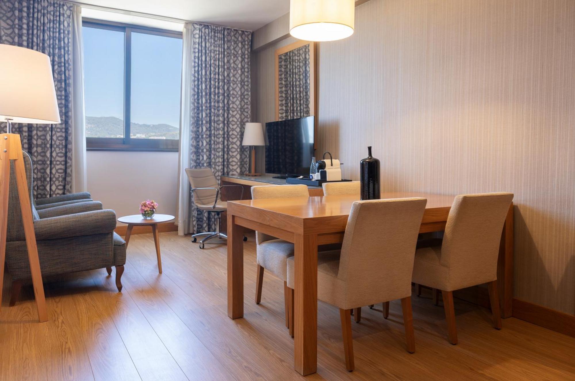 Hesperia Barcelona Sant Just Hotel 4*
