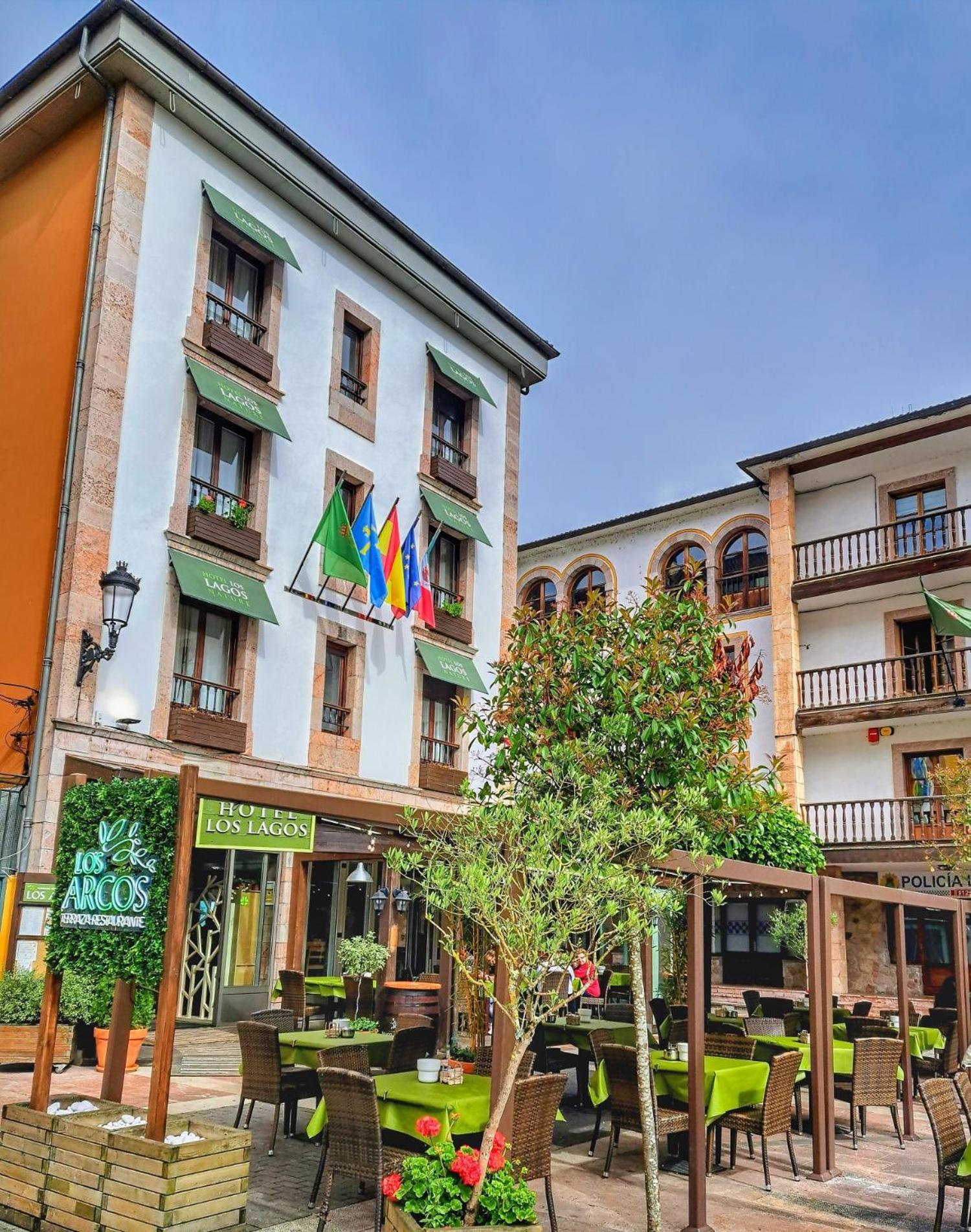 Lagos Nature Hotel 3*