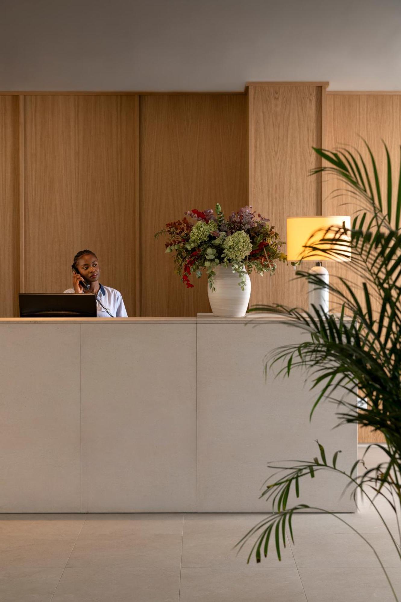 Aqua Promenade Hotel