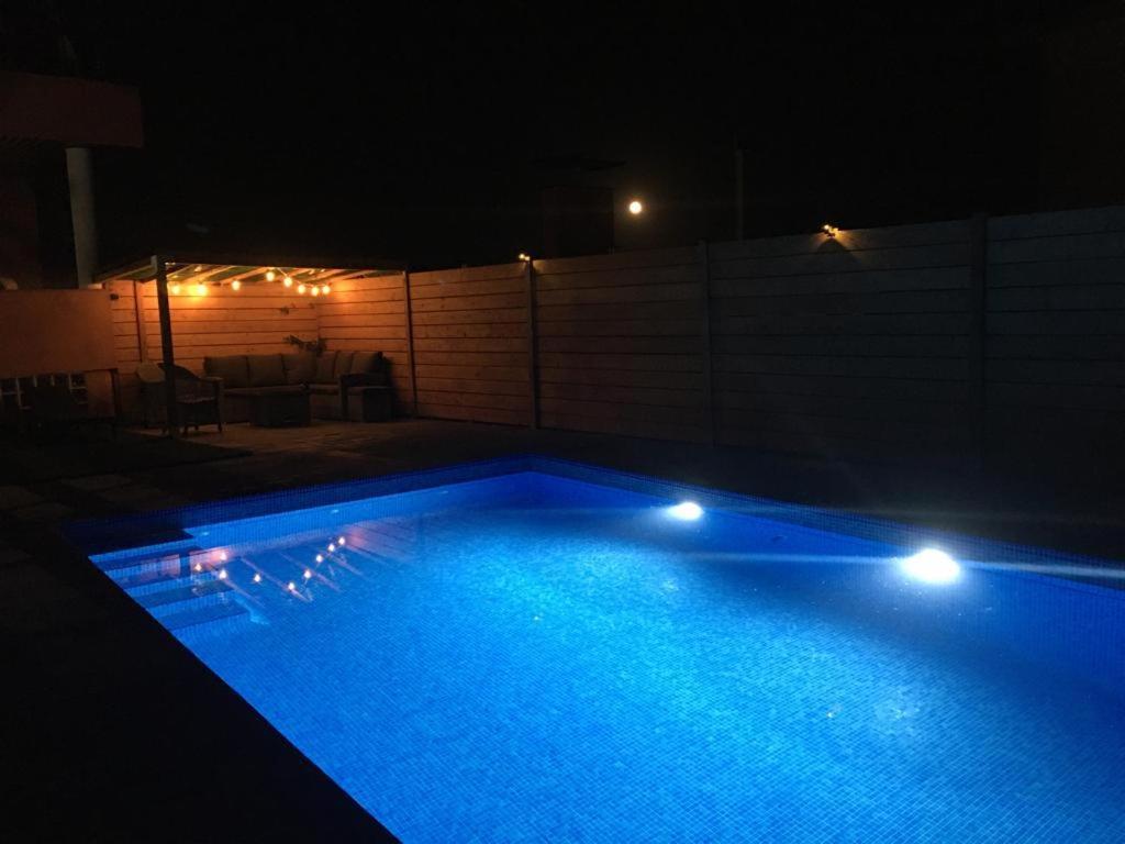 Сasa de vacaciones Piscina De Sal Barbacoa Wifi, Parking Gratis, 3 Min Pga Casa El Roble Gerona