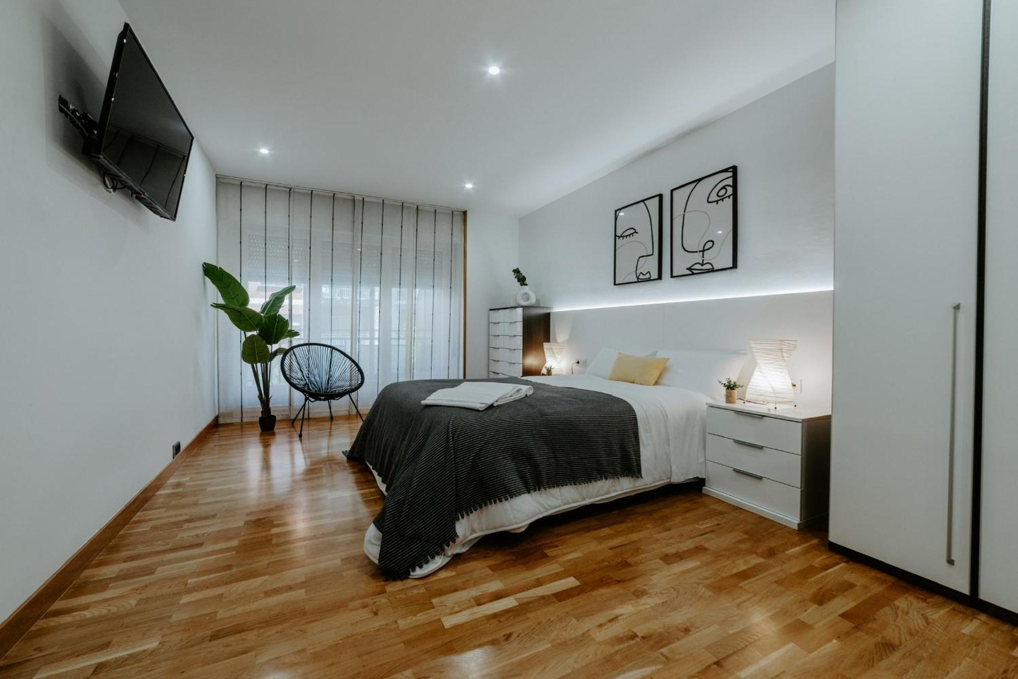 Premium Apartment *