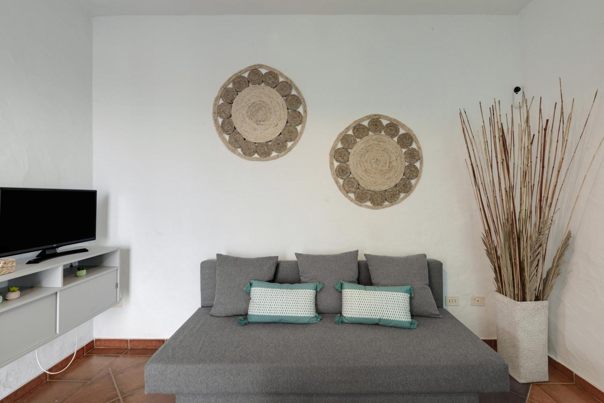 La Casa Amarilla * El Paso