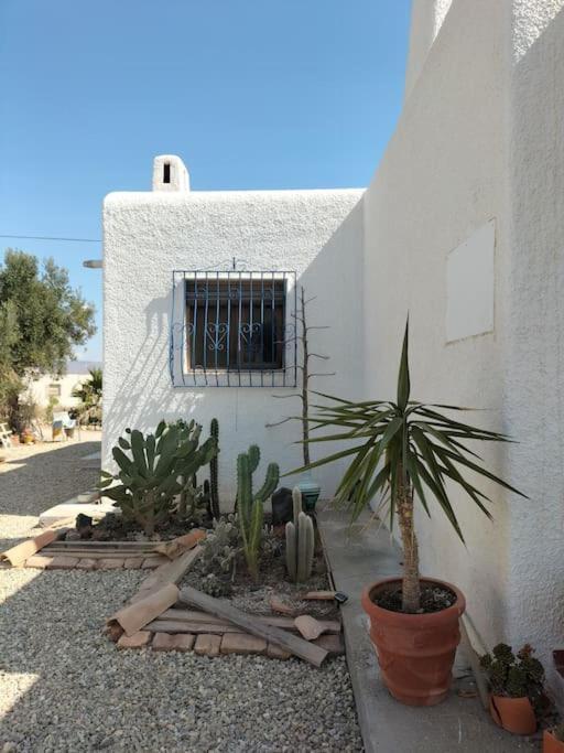 Holiday home Cortijo El Ventorrillo De Agua Amarga *