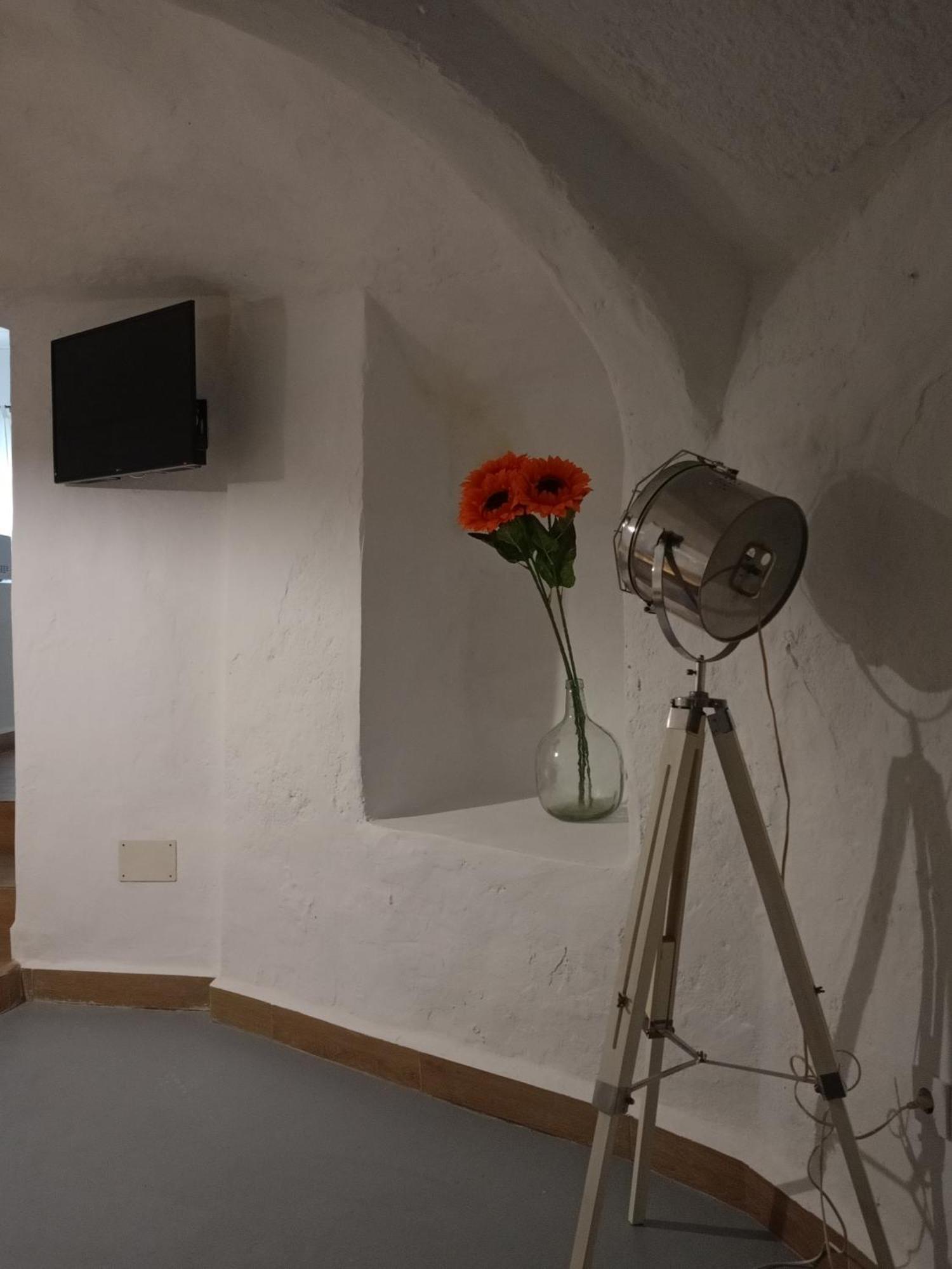 Encantadora Casa-cueva En Pleno Barrio Alfarero De * Nijar