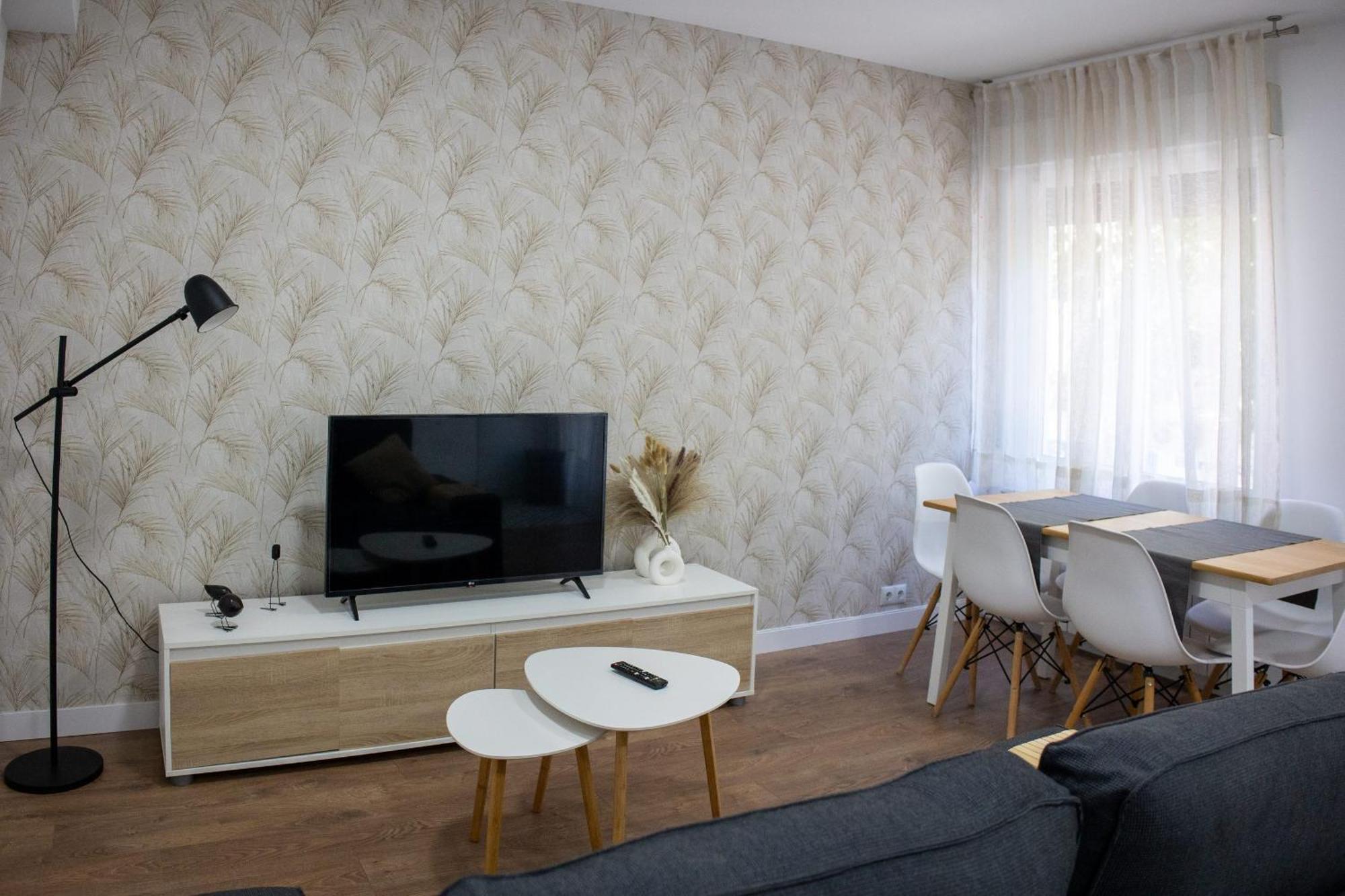 Nuevo En El Centro De Apartamento