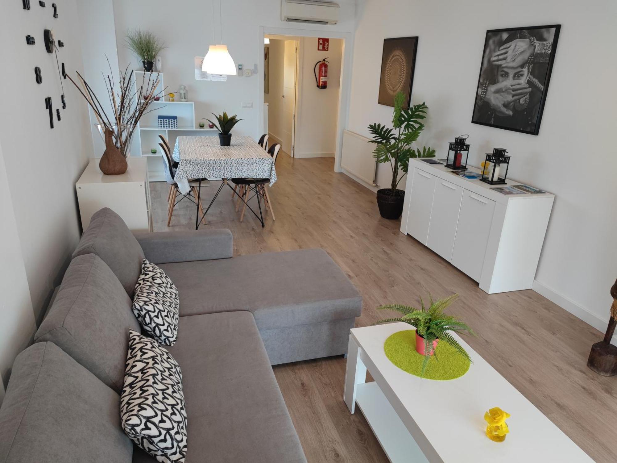 Completo Muy Cerca Del Centro Ideal Familias Con Piscina Apartment
