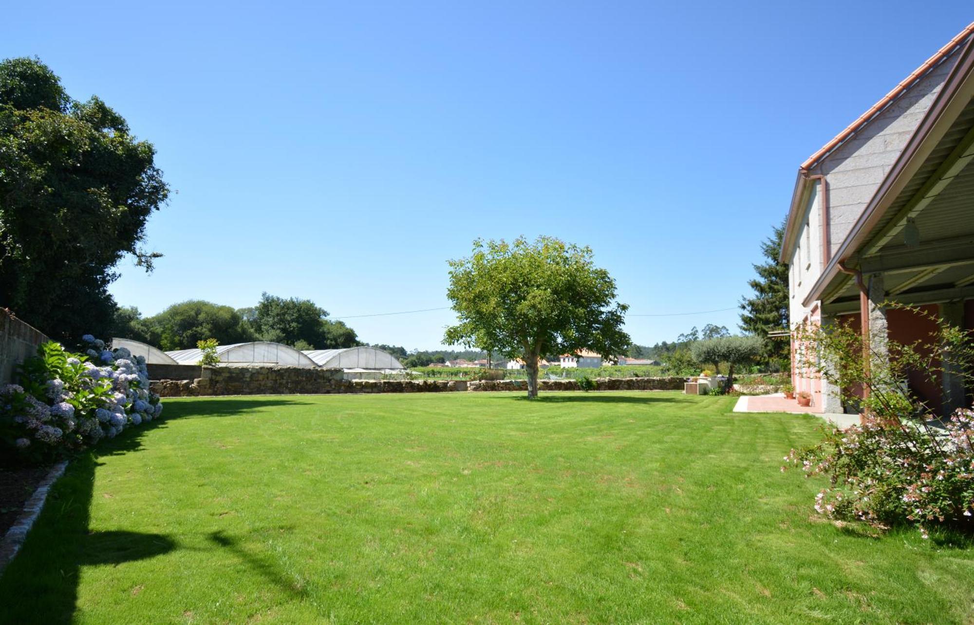 Galihost - Casa Con Jardin En Holiday home Cambados