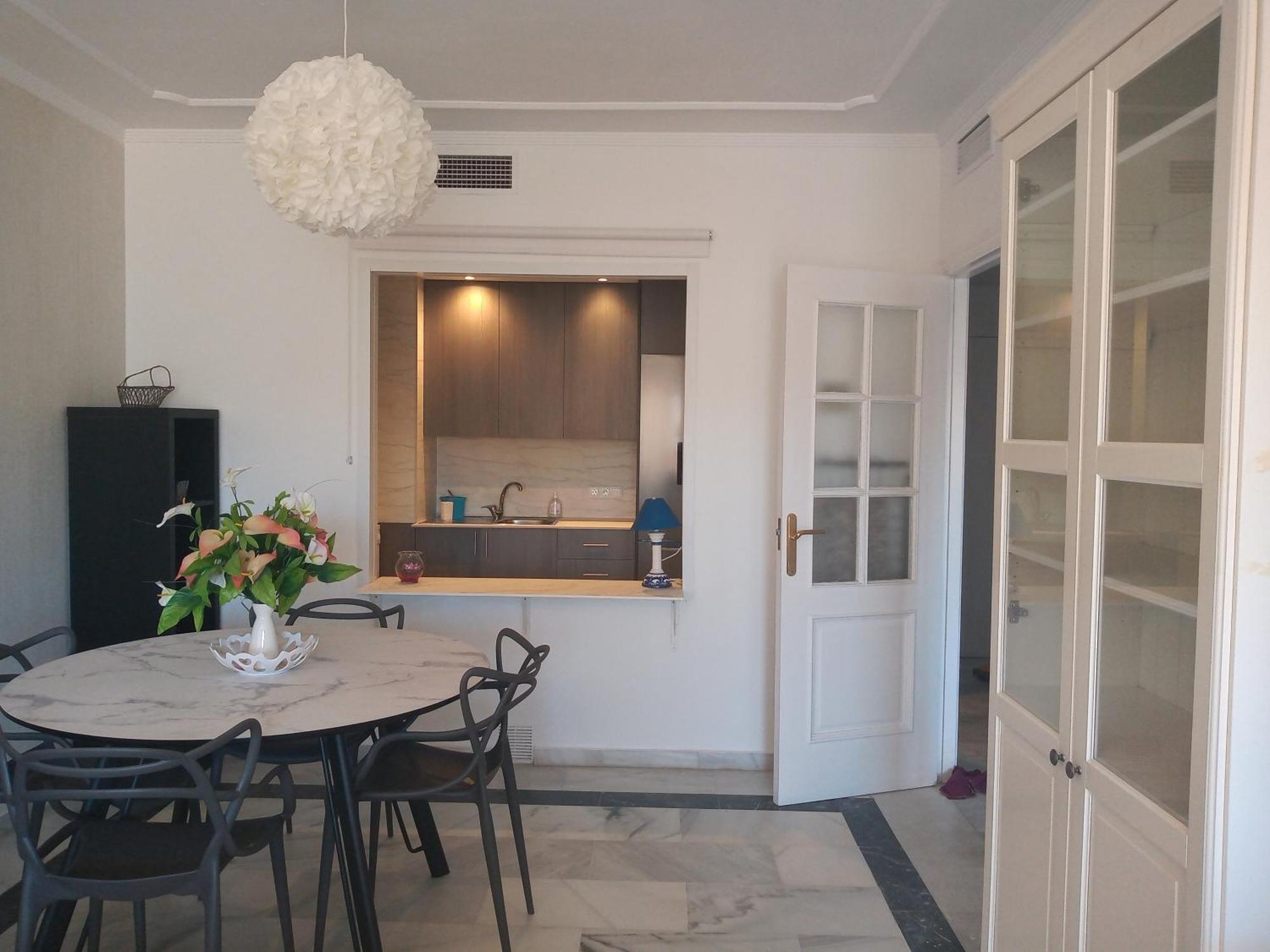 Apartment , Beach, Centre ,balcony With Seaview, For 4 Persons