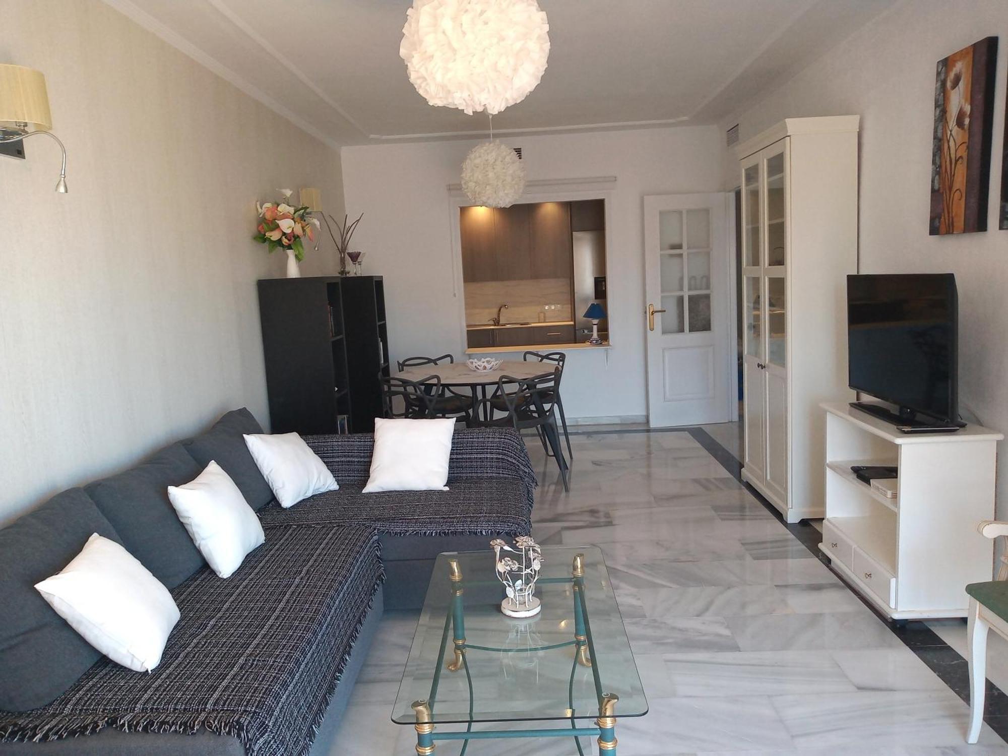 , Beach, Centre ,balcony With Seaview, For 4 Persons Apartment *