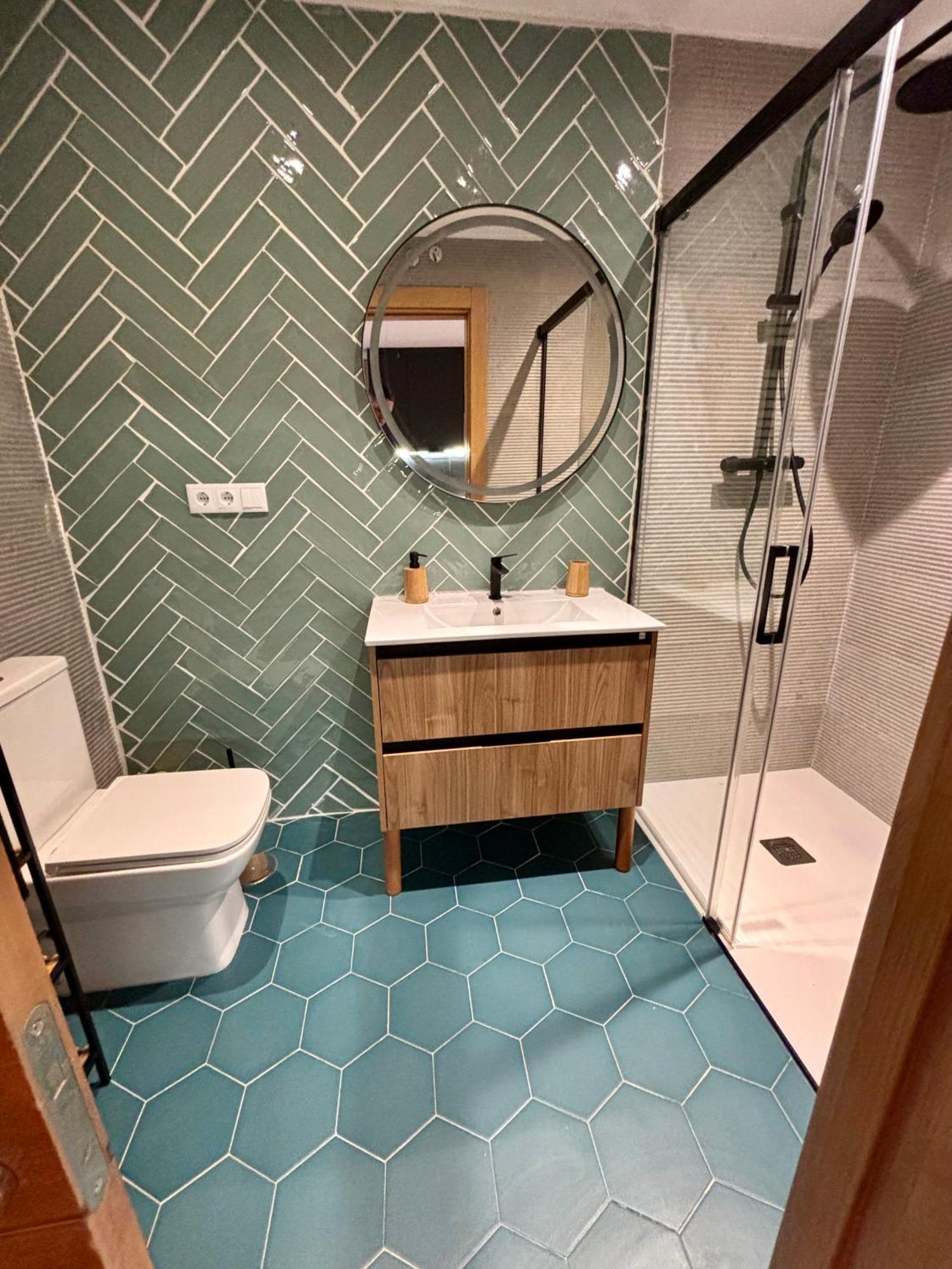 Lugar De Alegria, Pegado A Playa, 2 Hab, 6 P, Wifi - Vut-4241-as Apartamento