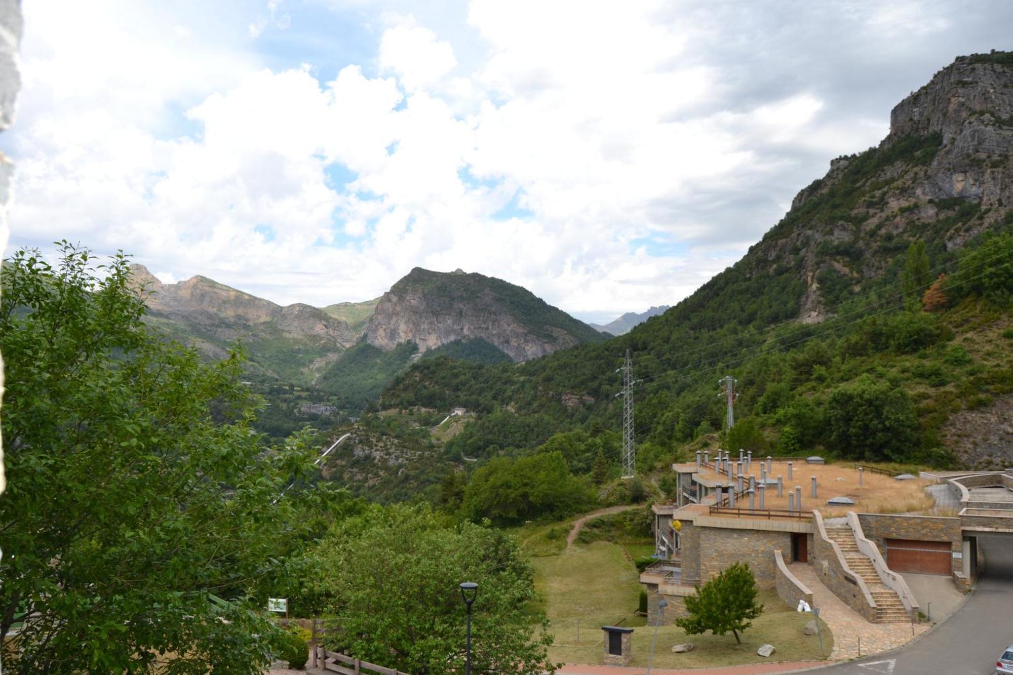 Ventanal De Saras Petfriendly Garaje Trastero Y Chimenea - Arafita Panticosa