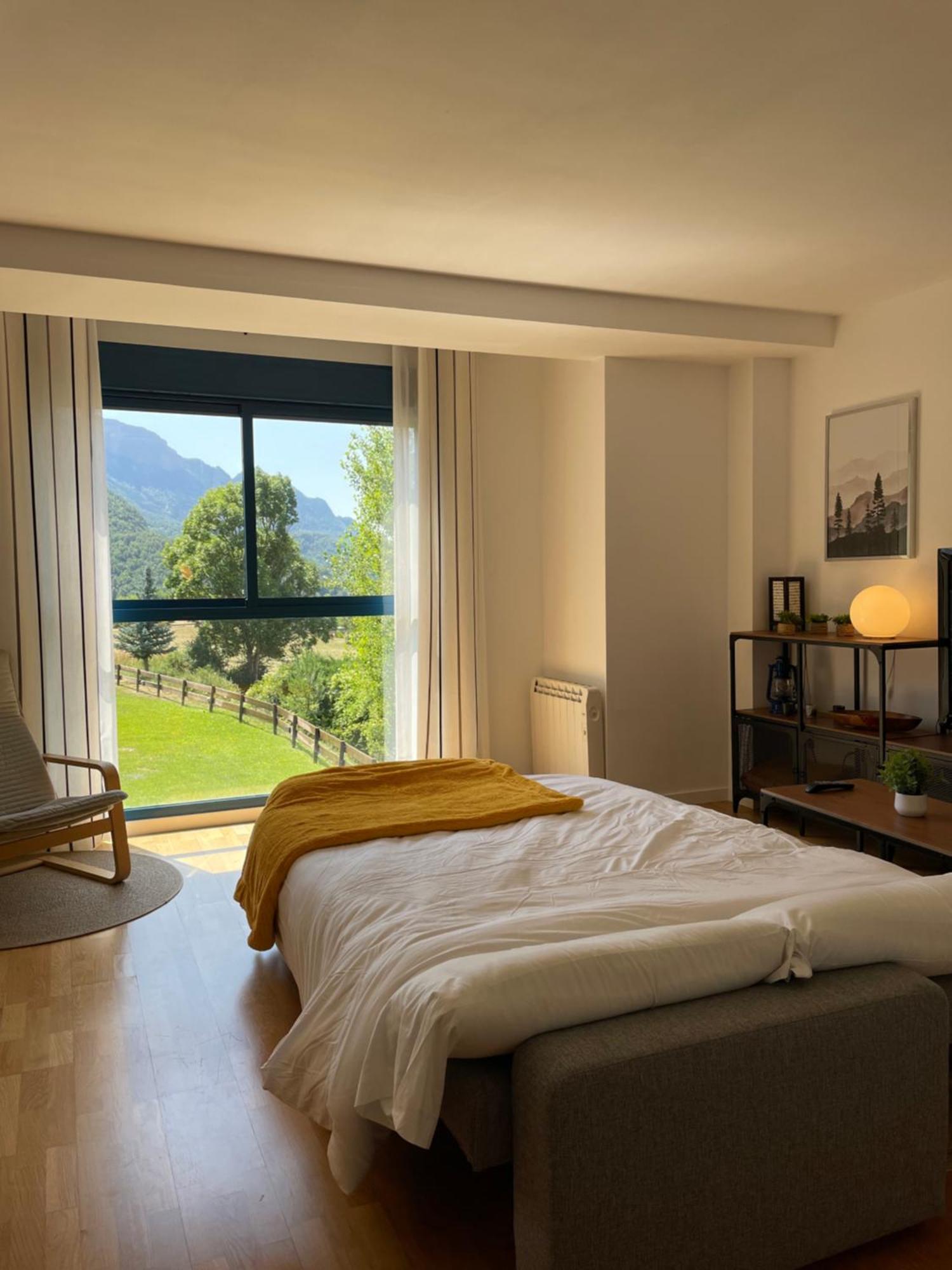 Apartment Ventanal De Saras Petfriendly Garaje Trastero Y Chimenea - Arafita *