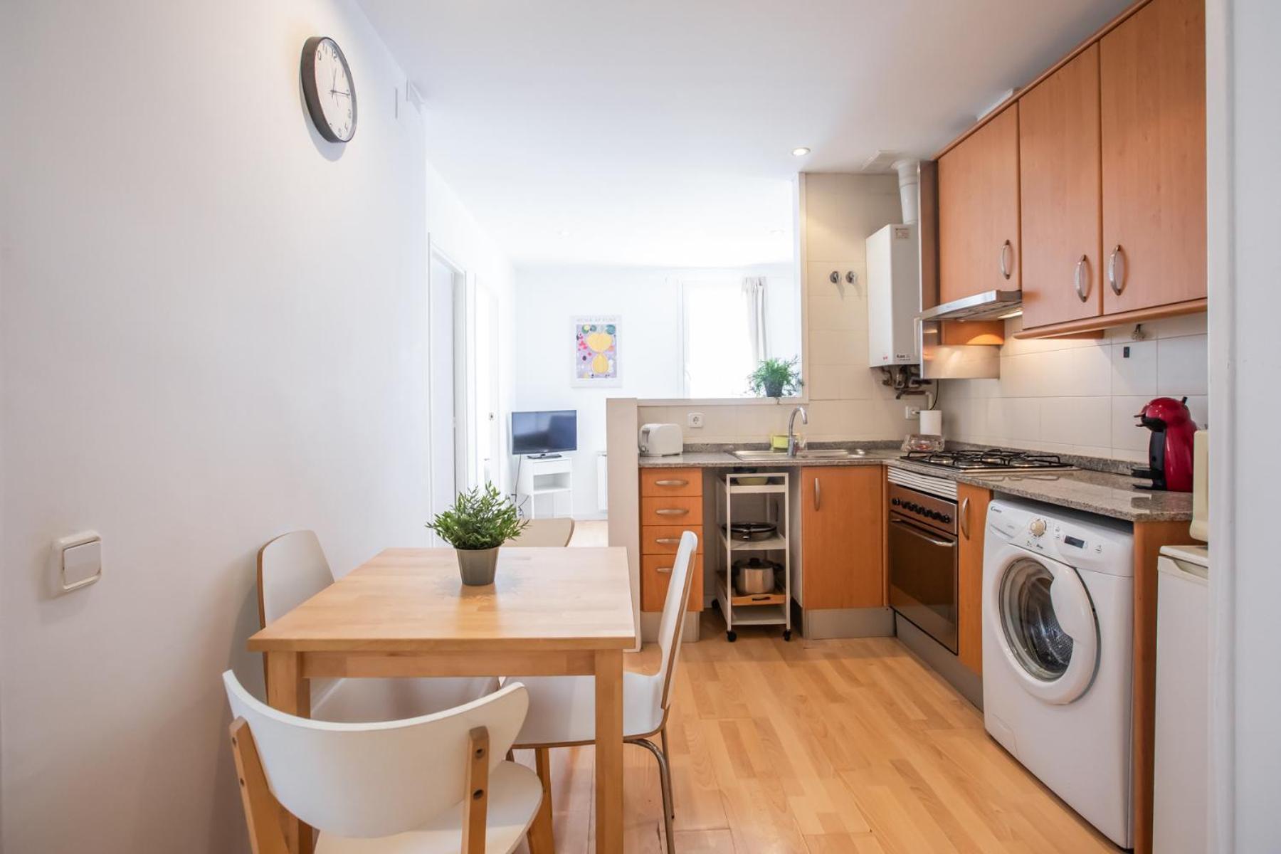 23ptbg1090 - Beautiful 2br Near Sants Apartment *
