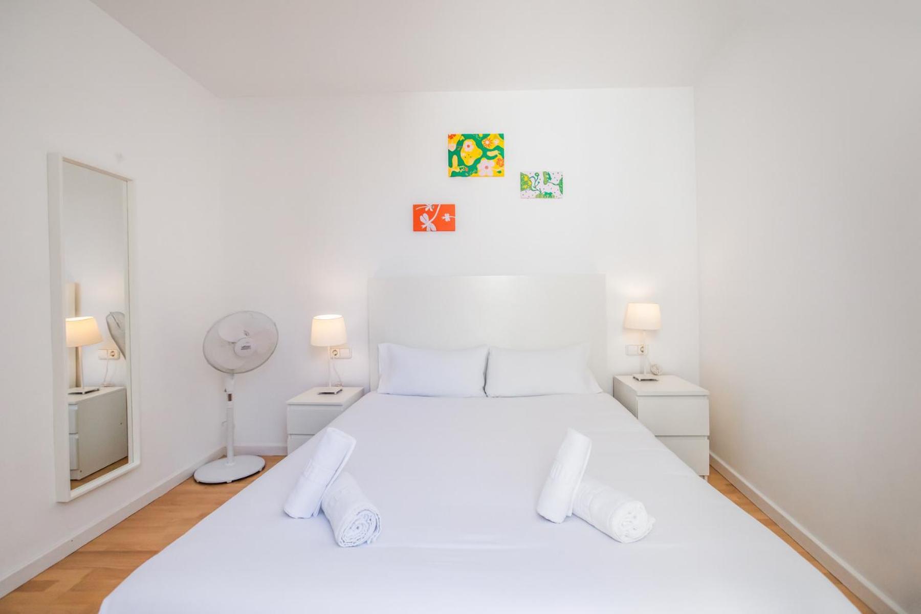 23ptbg1090 - Beautiful 2br Near Sants Apartment