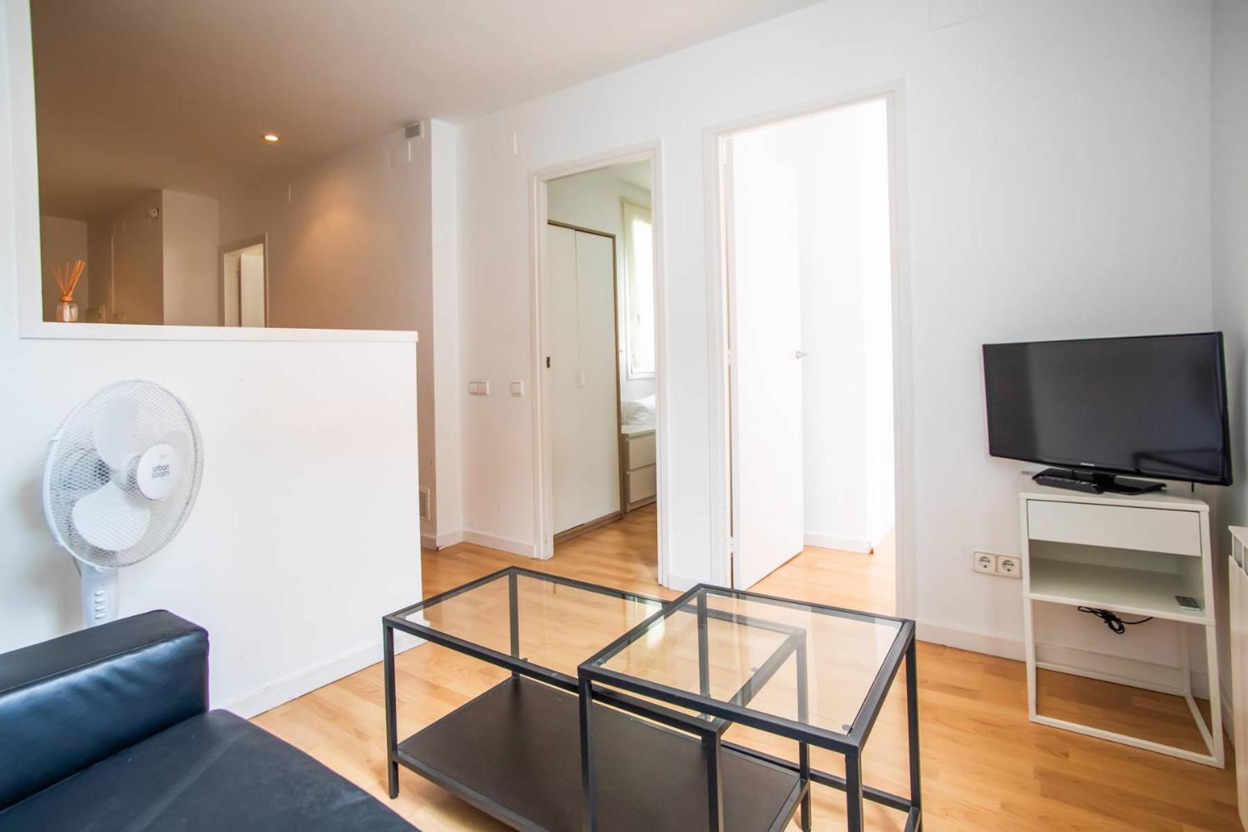 23ptbg1090 - Beautiful 2br Near Sants Apartment