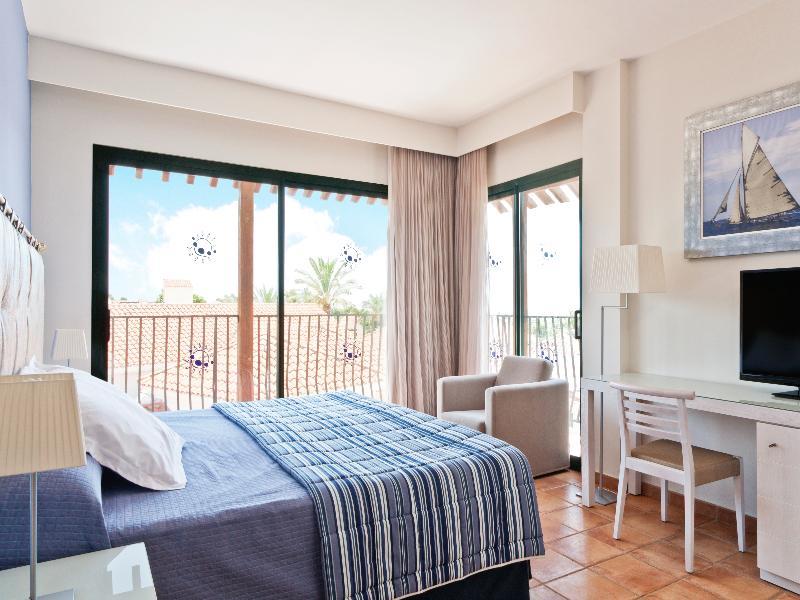 Portaventura Roulette - Includes Unlimited Access To Portaventura Park & 1 Access To Ferrari Land 4*