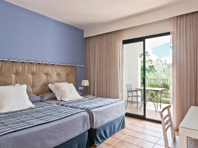 Portaventura Roulette - Includes Unlimited Access To Portaventura Park & 1 Access To Ferrari Land Hotel 4*