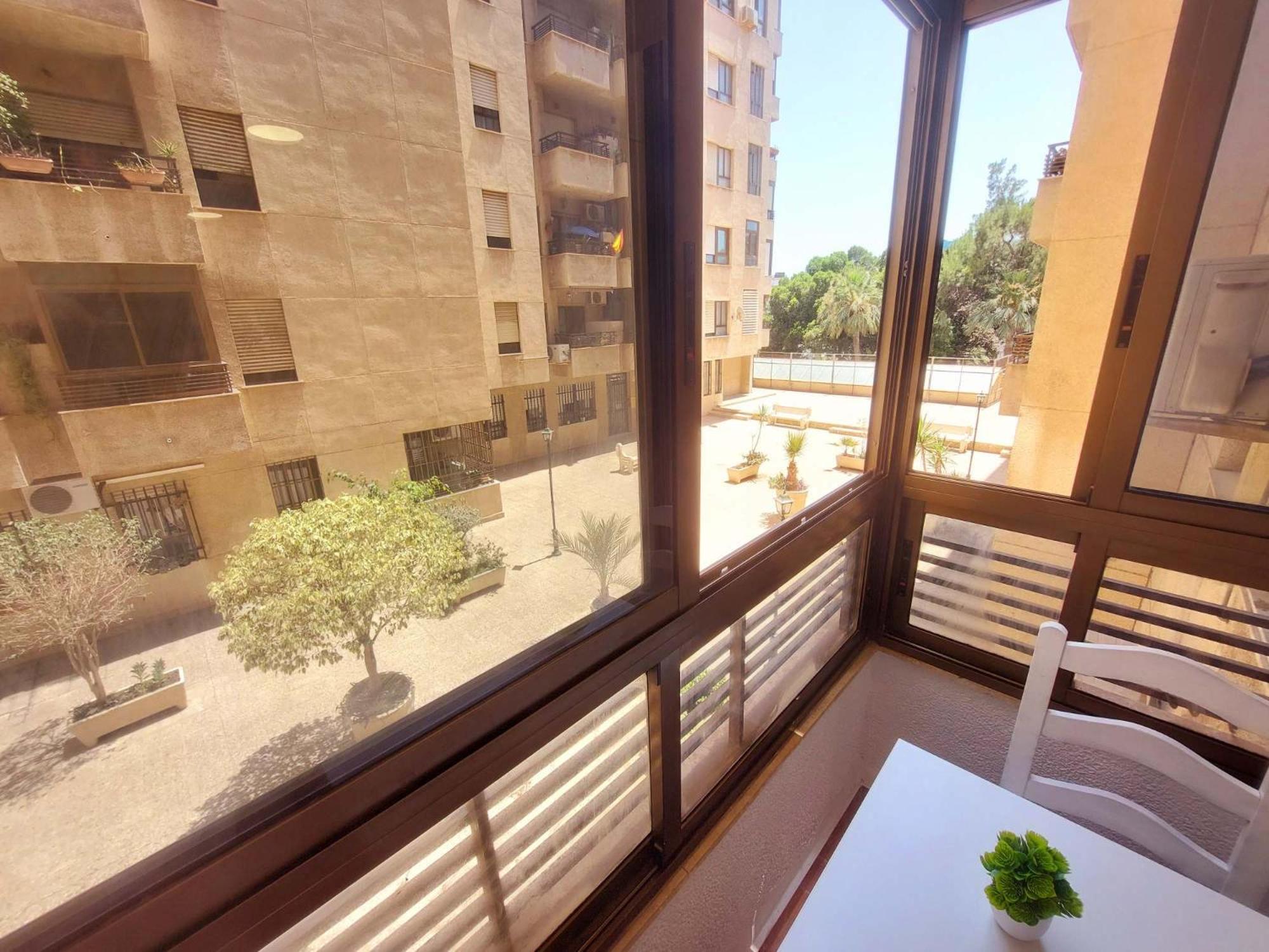 Apartamento Piso Museo Del Realismo - Catedral - Alcazaba Con Parking Gratis - Super Wifi *
