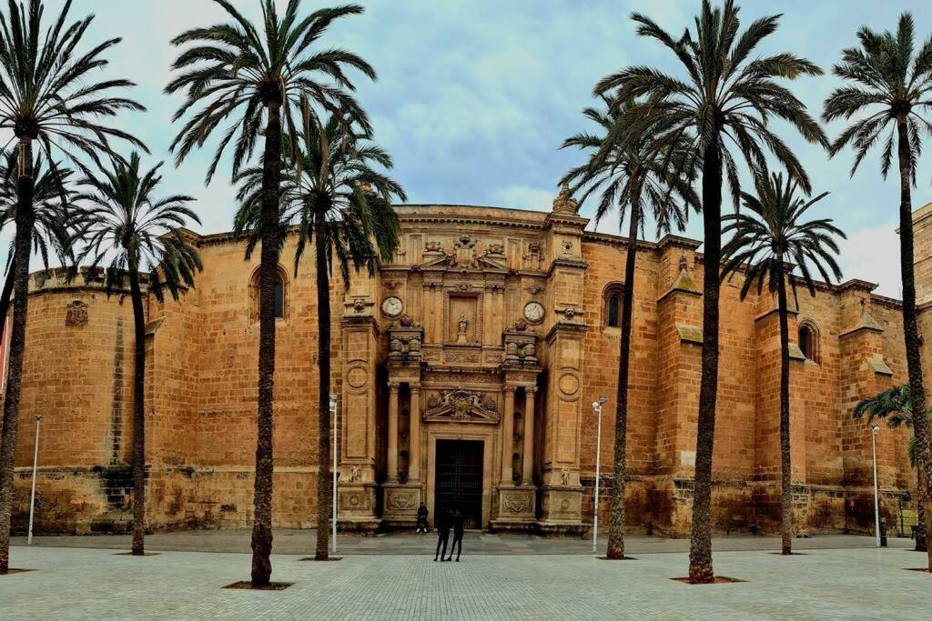 Preciosos Pisos En El Centro De Almería