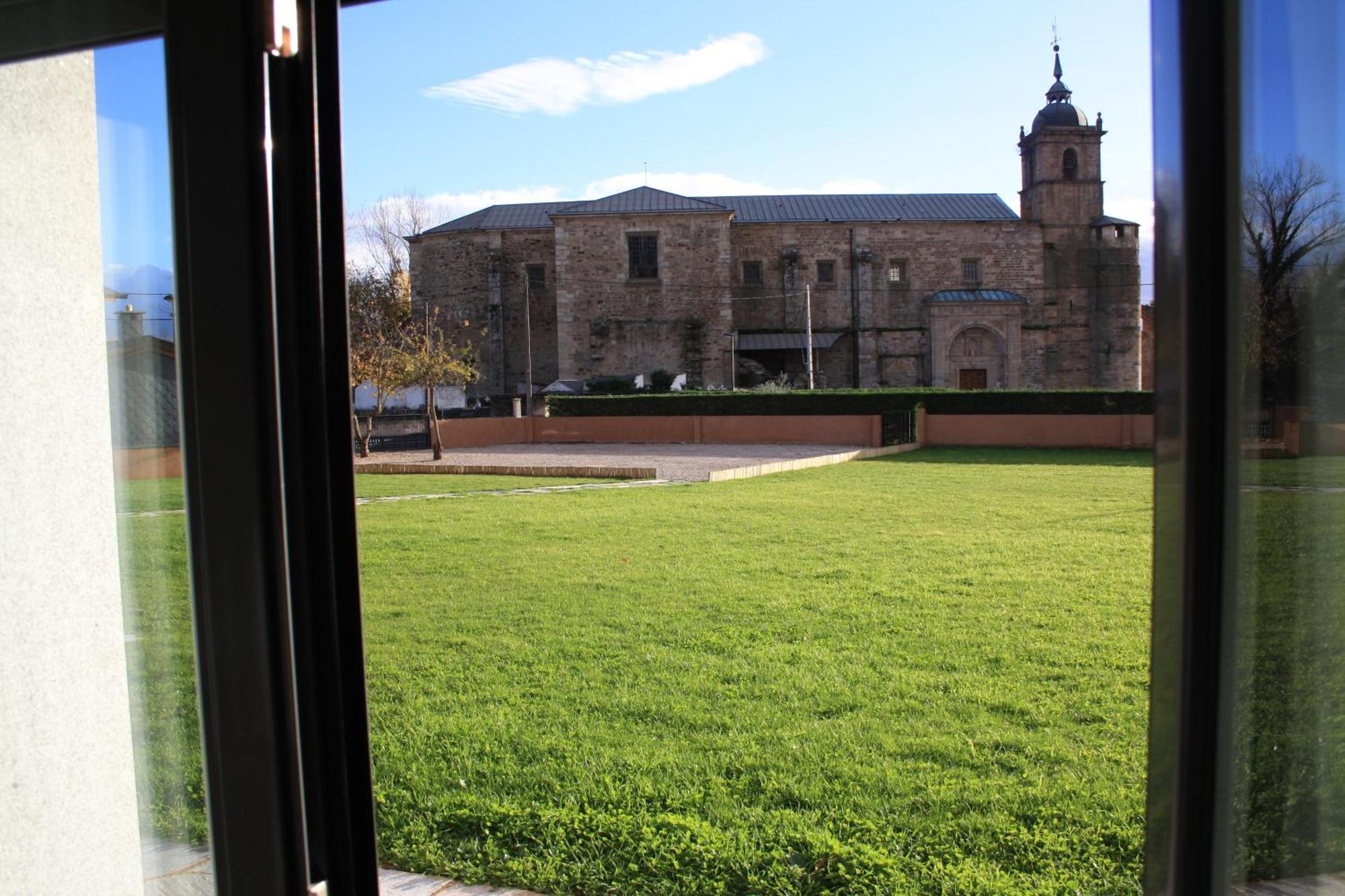 Pensión Ubaldo Nieto Carracedo del Monasterio