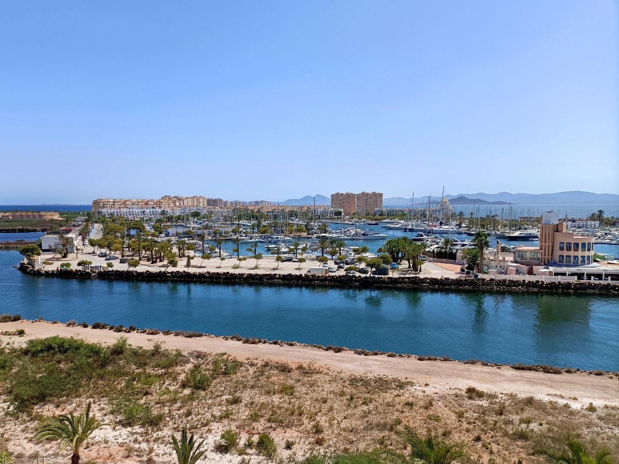 Miradores Del Puerto - 1507 *