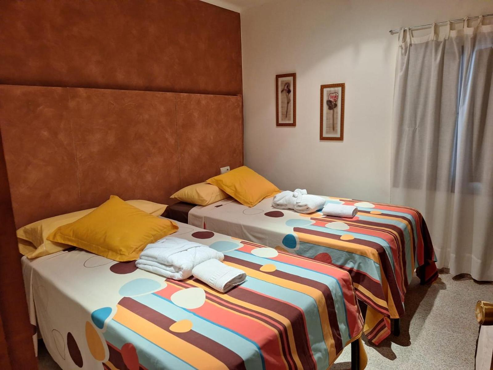 Apartamento Turísticos La Teja
