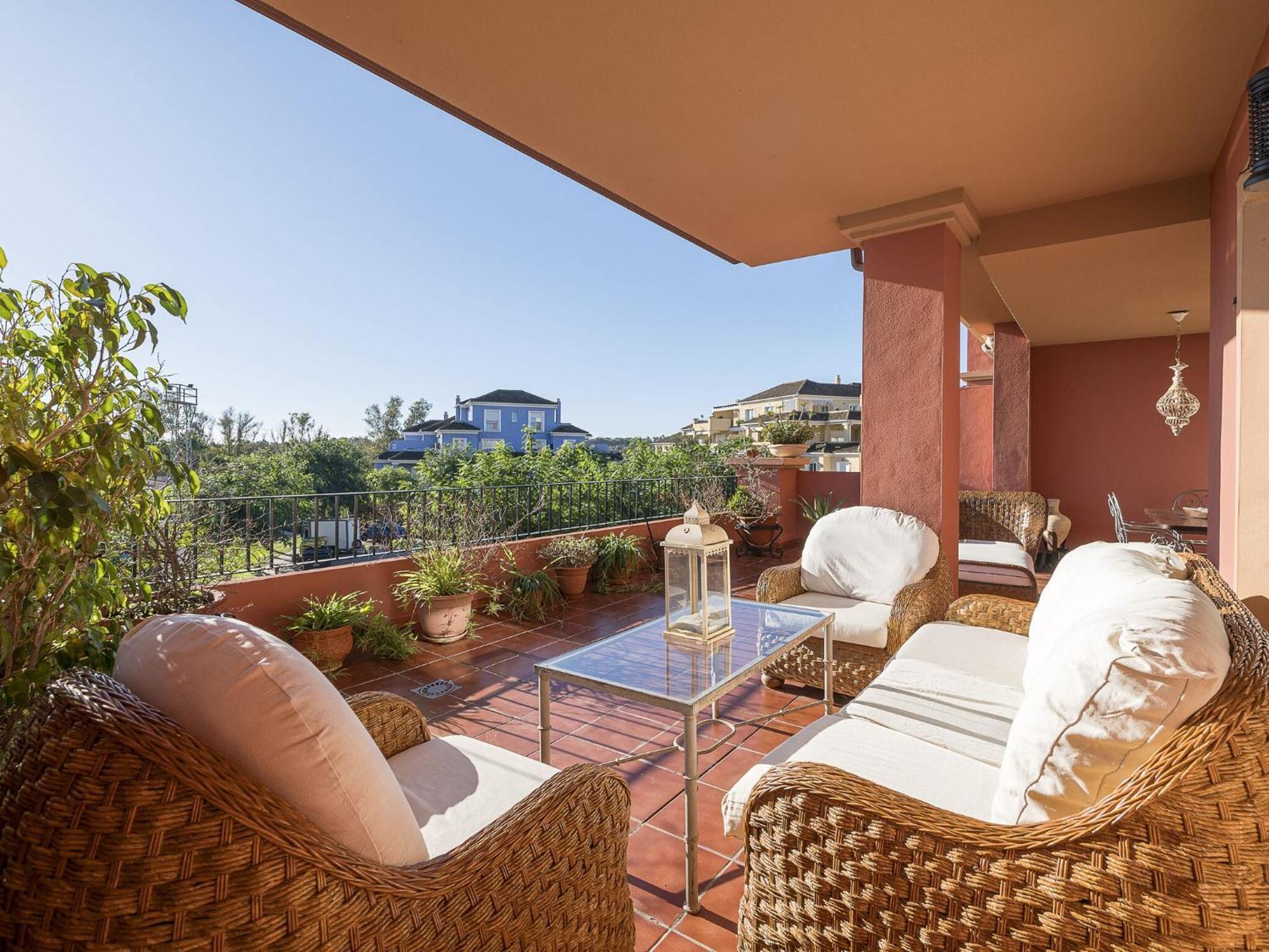 Spikes - In Sotogrande Free Wifi Guadiaro