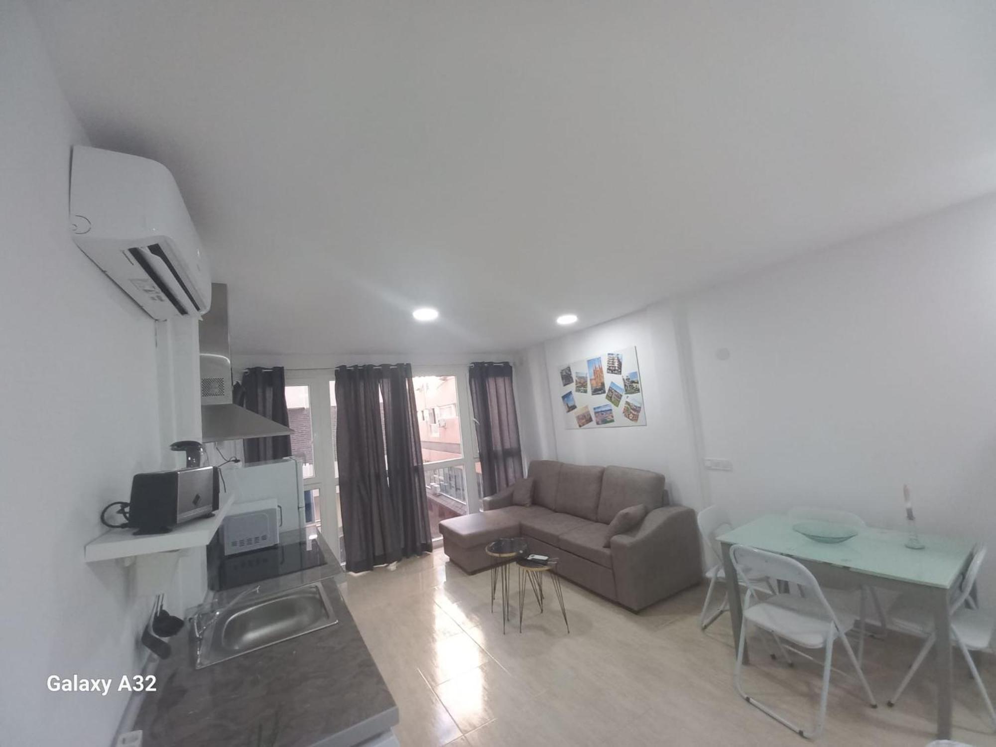 Apartment Kilometro 0 *