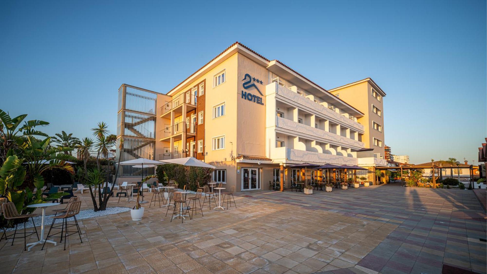 Pato Rojo Hotel